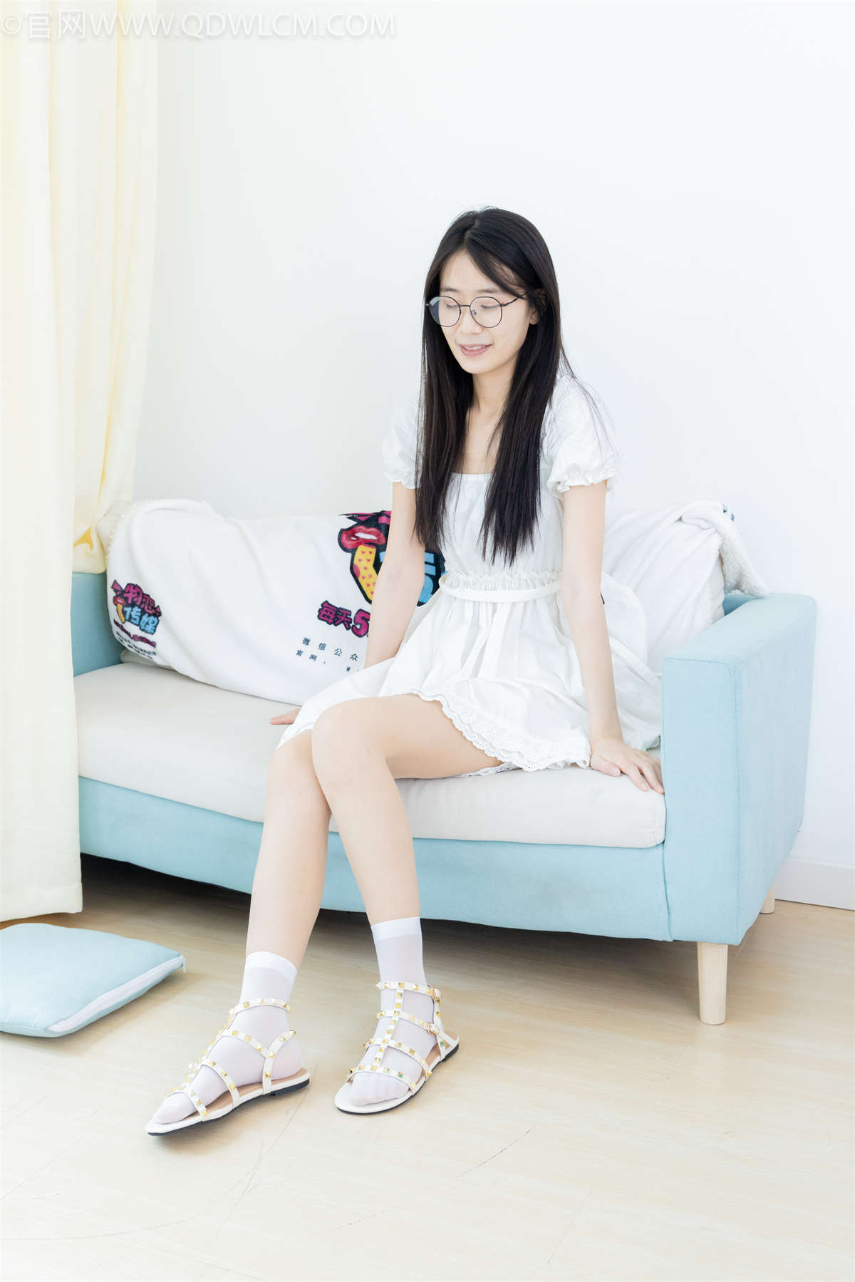 图片[2]-物恋传媒 NO.2171 菜菜-宇宙的黄昏-日更街拍