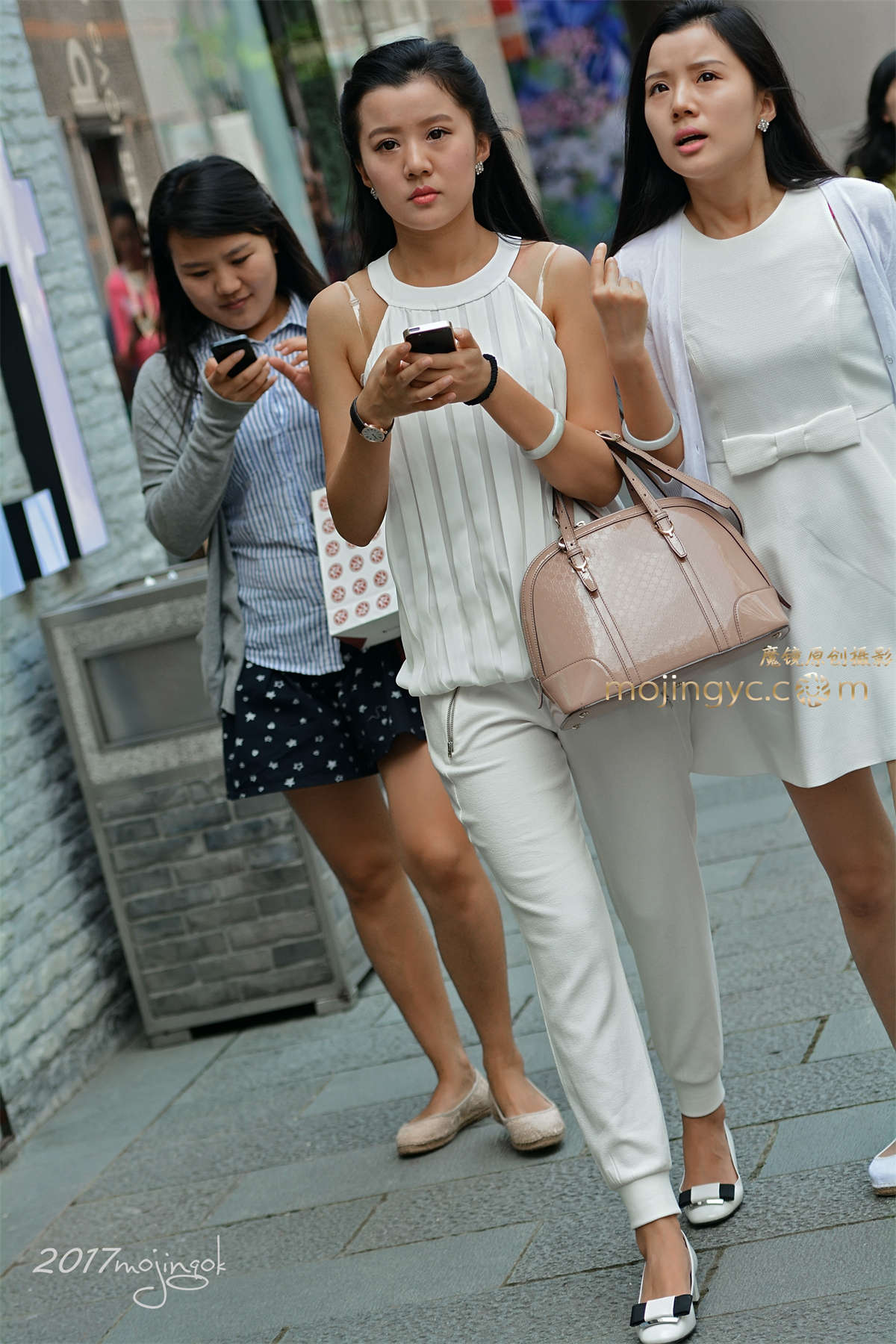 咔喳2017.01.01 街拍113（14p)-日更街拍