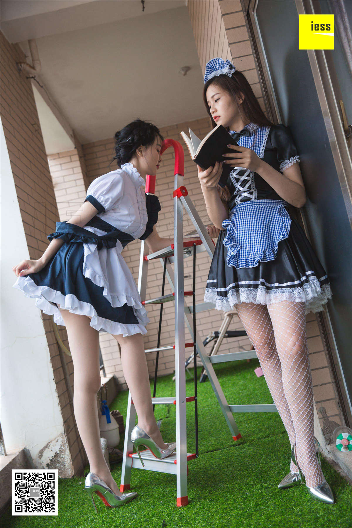 图片[2]-IESS异思趣向 魔鬼周三特刊41期 九妹、梦梦 双生女仆-日更街拍