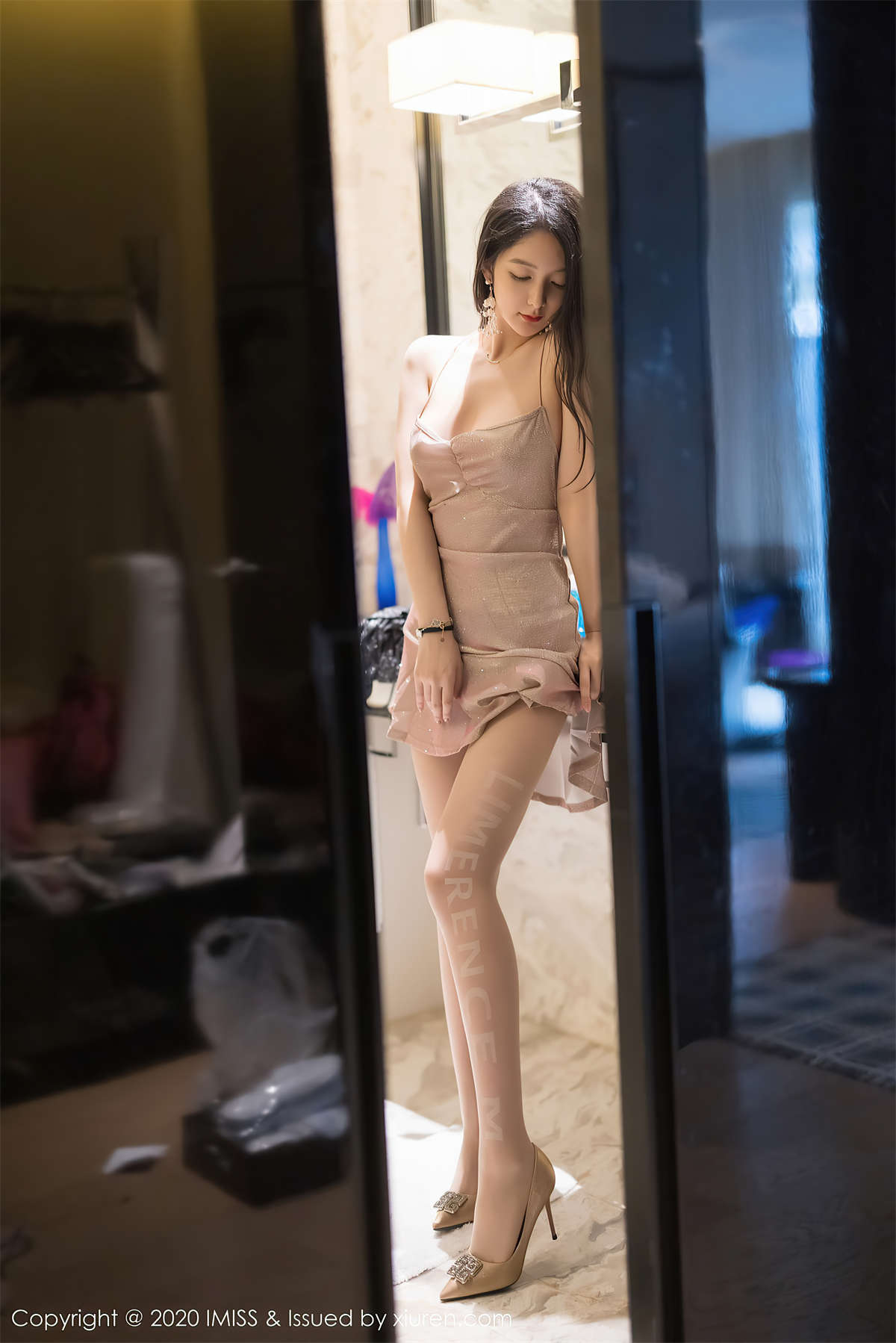 图片[2]-IMiss爱蜜社 2020.10.15 VOL.511 Angela小热巴-日更街拍
