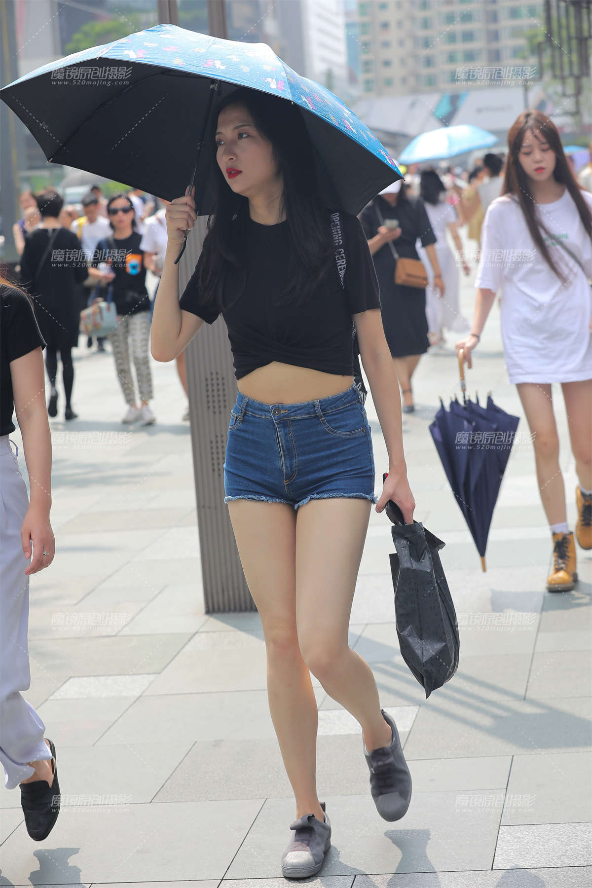 图片[2]-热裤小妹-日更街拍