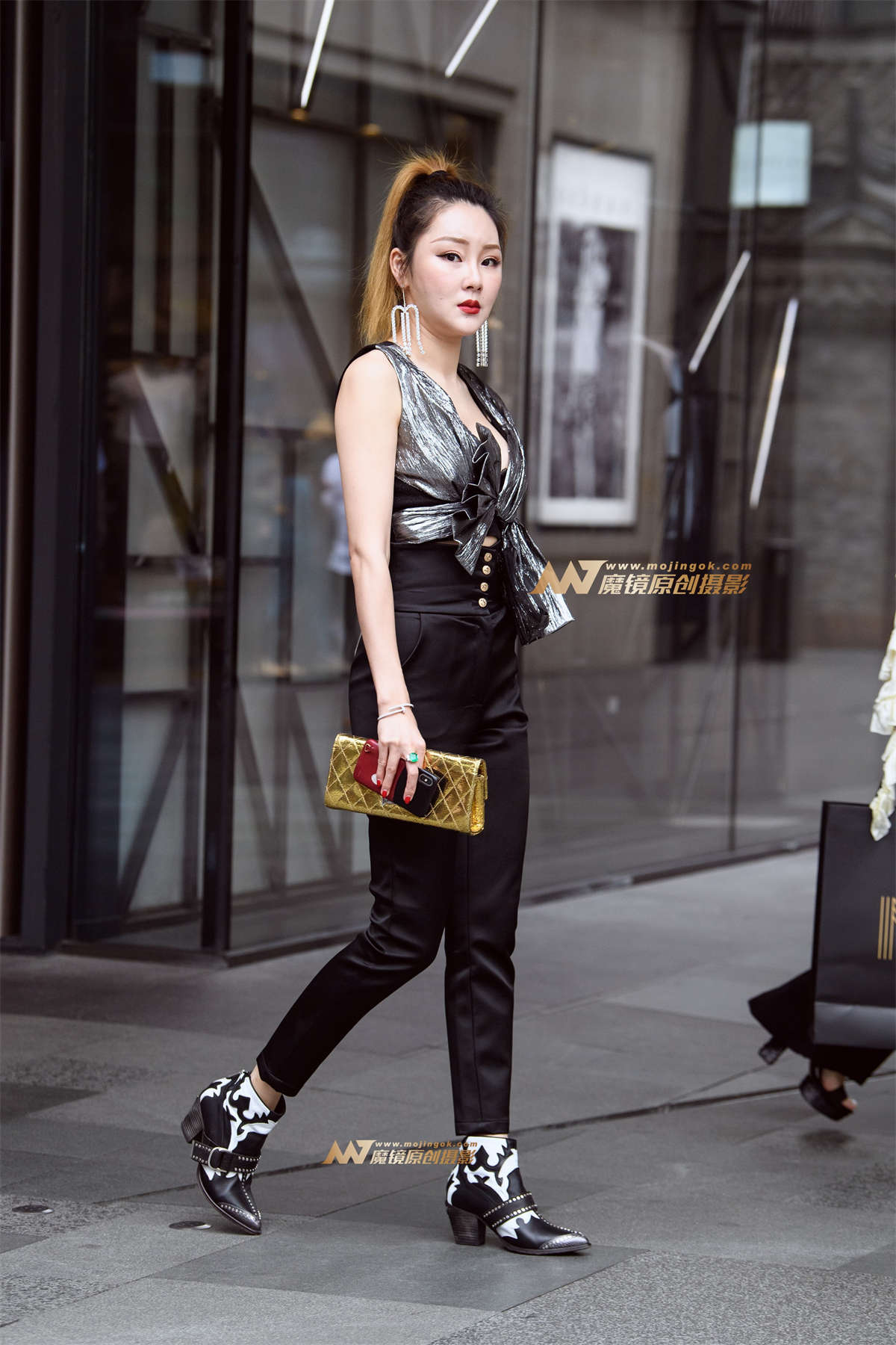 【久久赛帖】时尚贵气美女-日更街拍