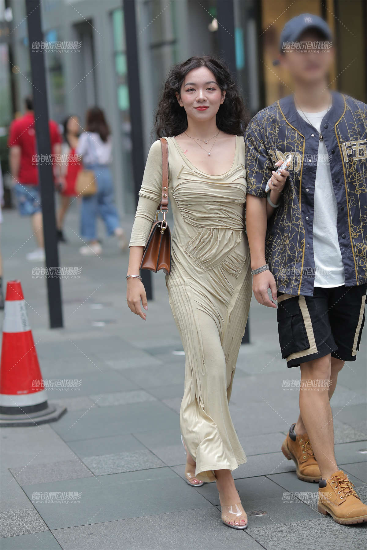 【凯恩赛贴】包臀长裙-日更街拍