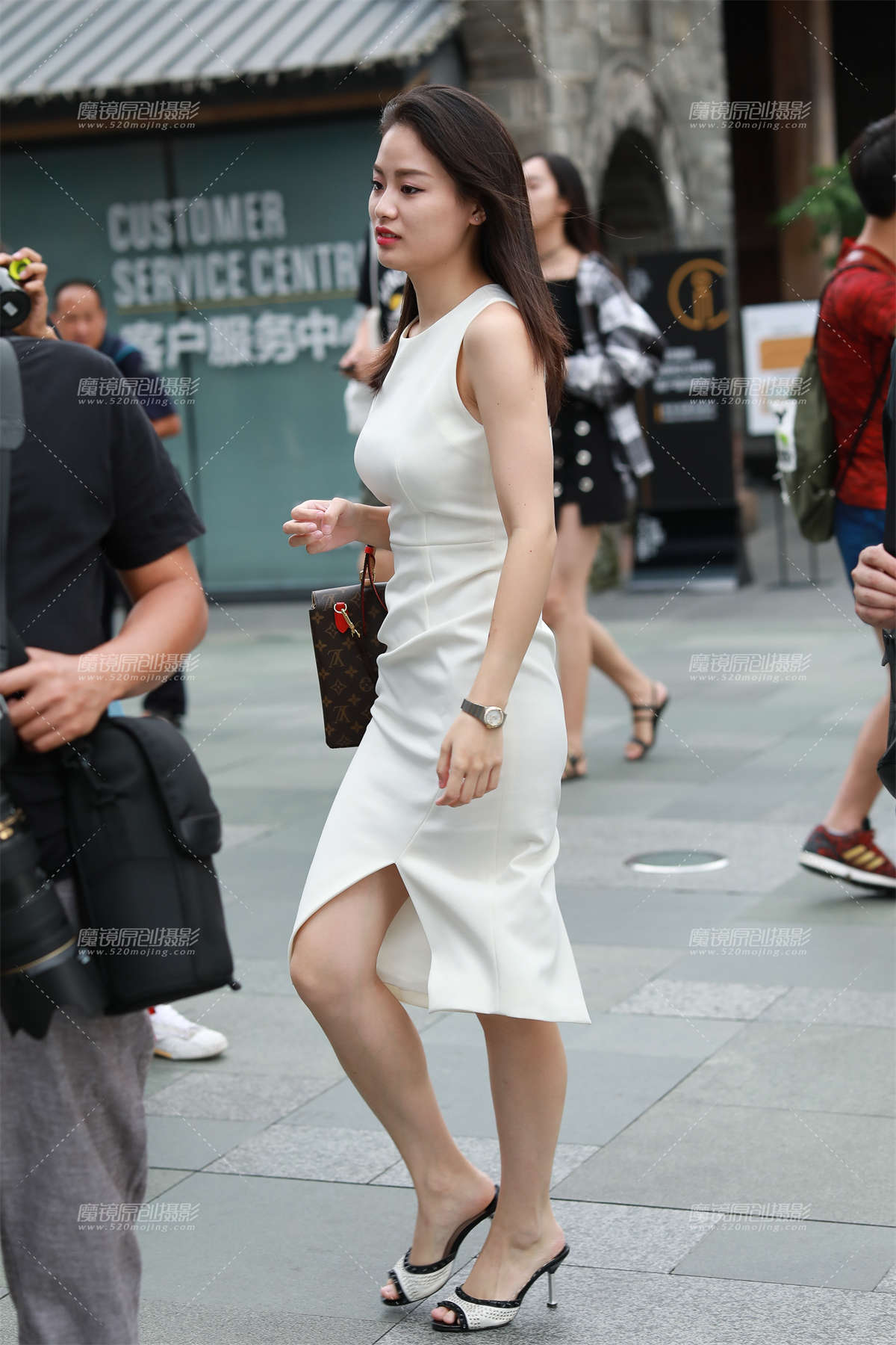 淑女长裙女人味-日更街拍