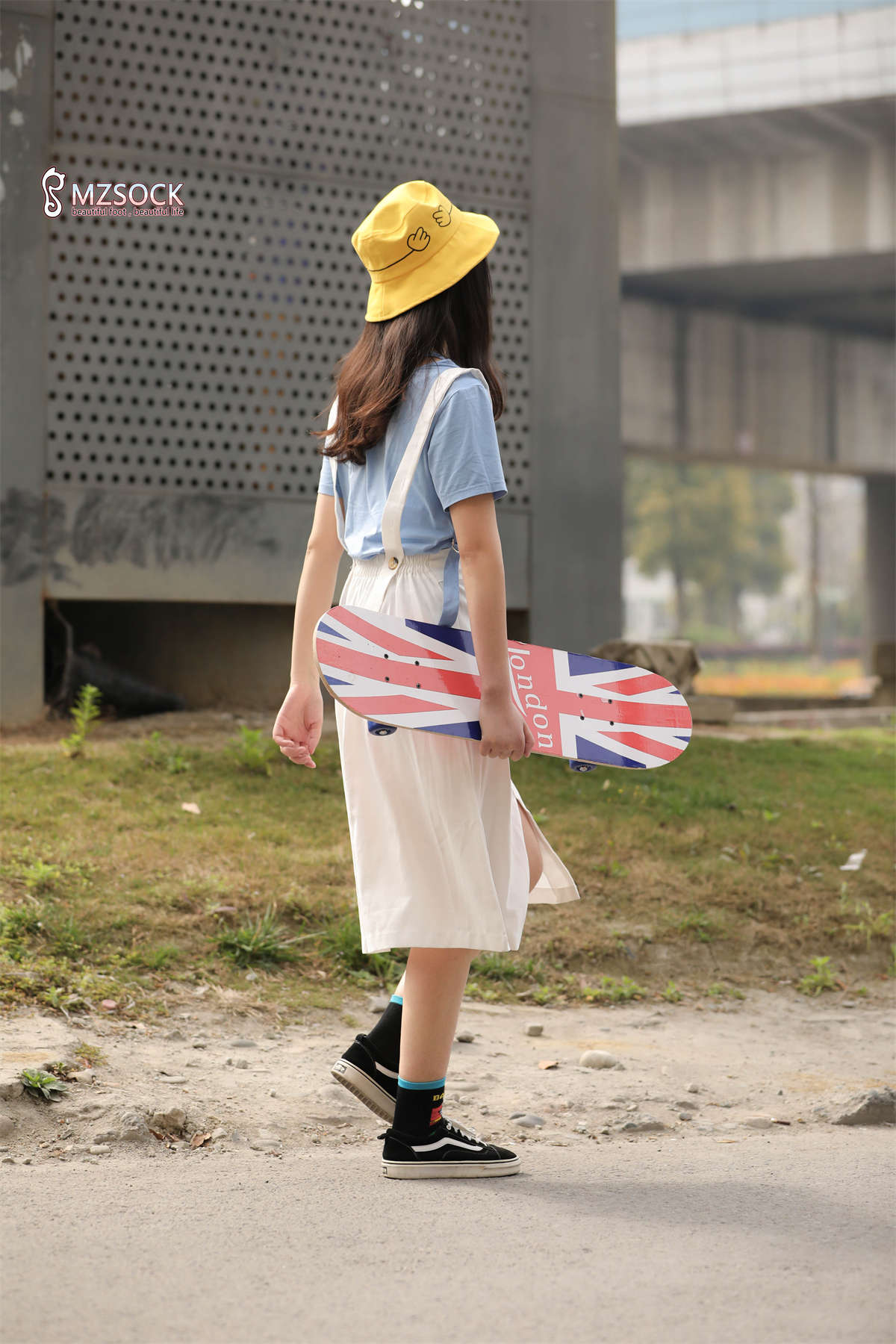 图片[2]-MZSOCK 2020 第9期 小梦-日更街拍