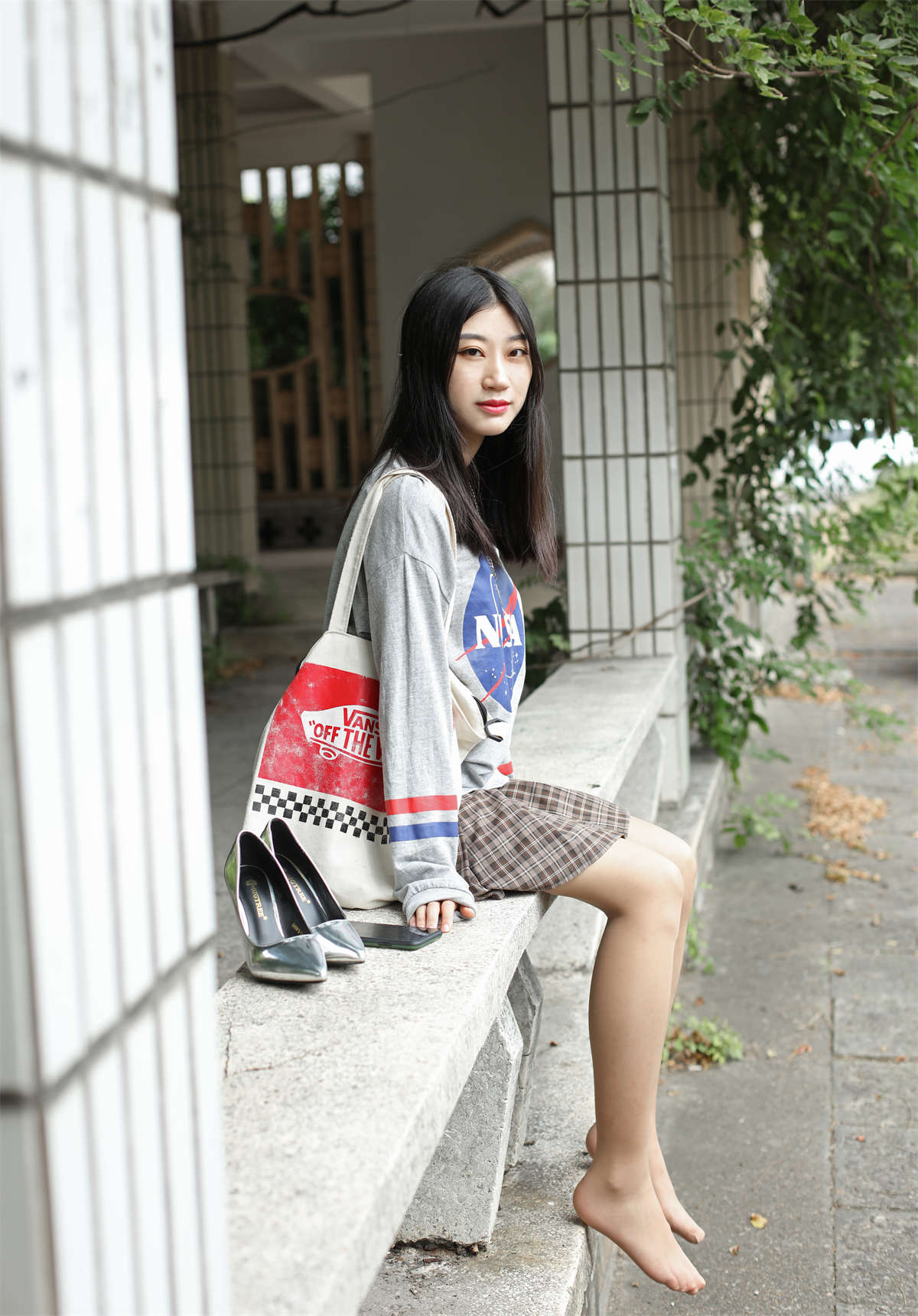 图片[2]-奈丝写真 NO.147 翼宁-长腿石凳上的软妹-日更街拍