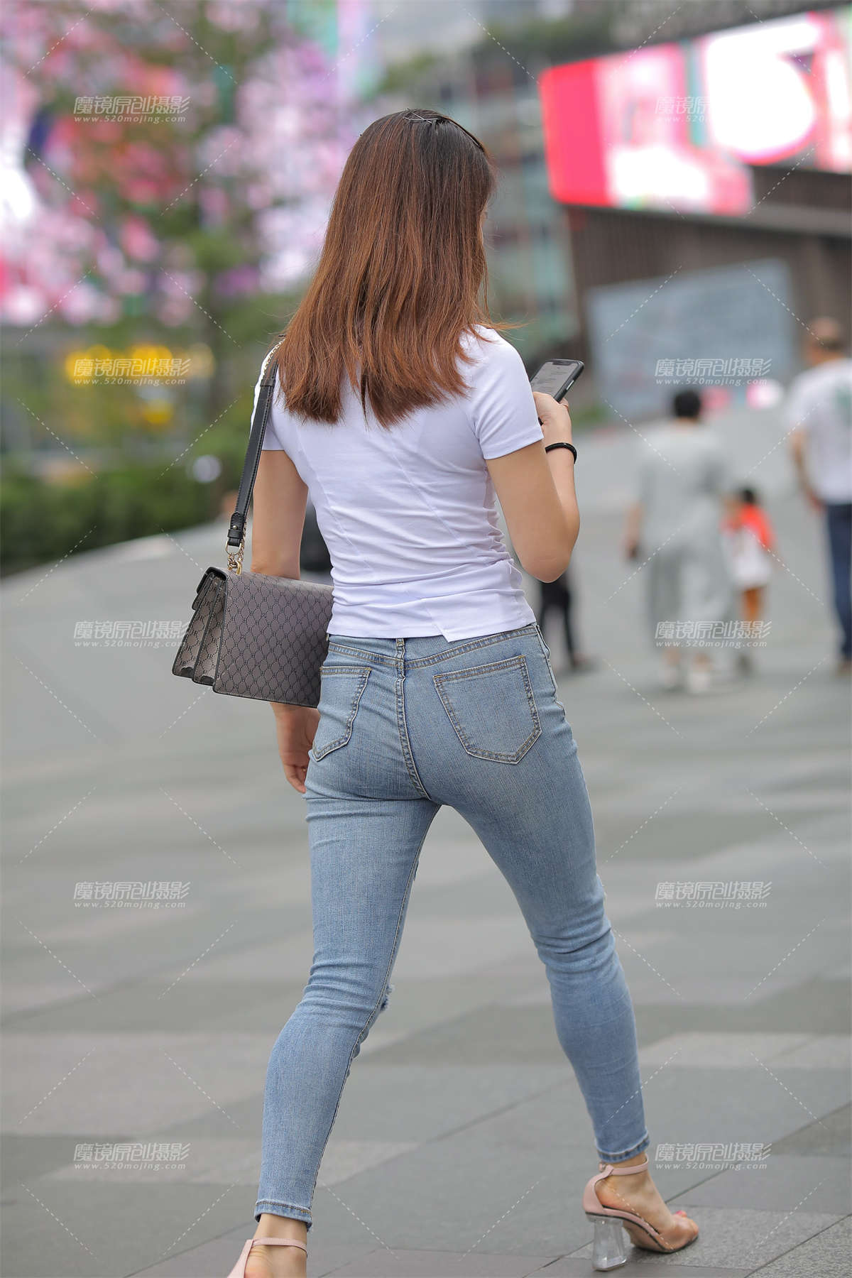 图片[2]-【凯恩赛贴】看什么这么开心呢-日更街拍