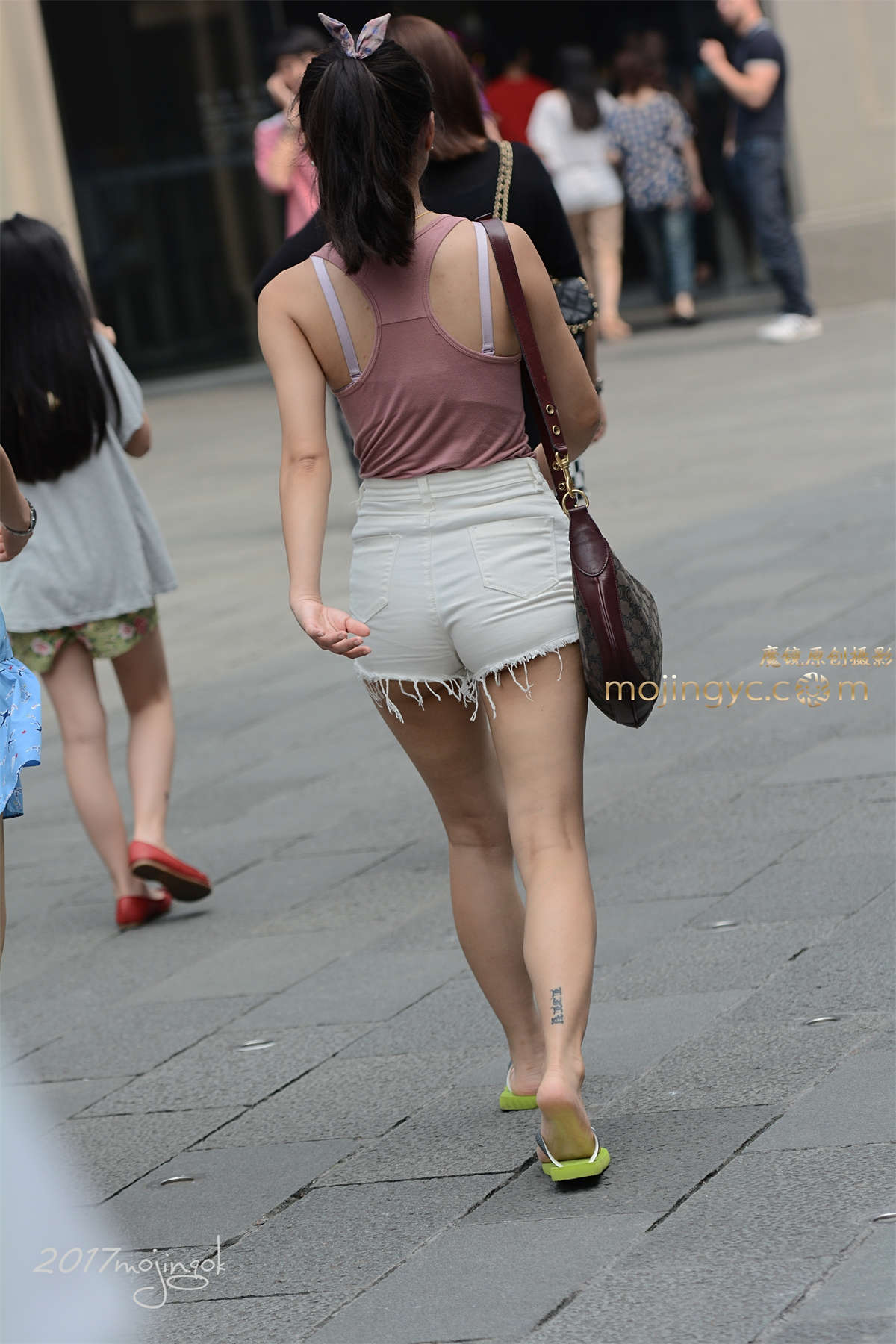 咔喳2017.01.12 街拍125（10p)-日更街拍