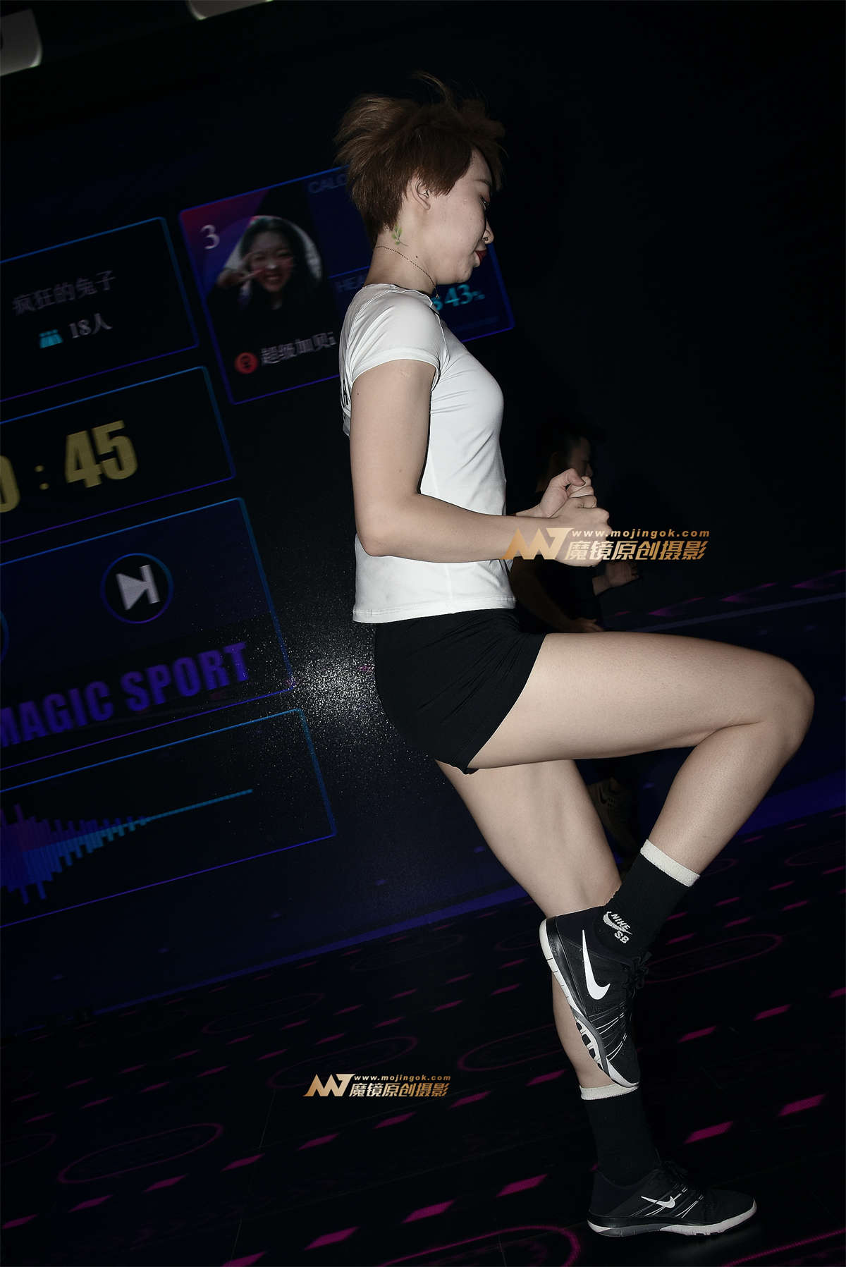 【咔喳赛贴】跳跑训练-日更街拍