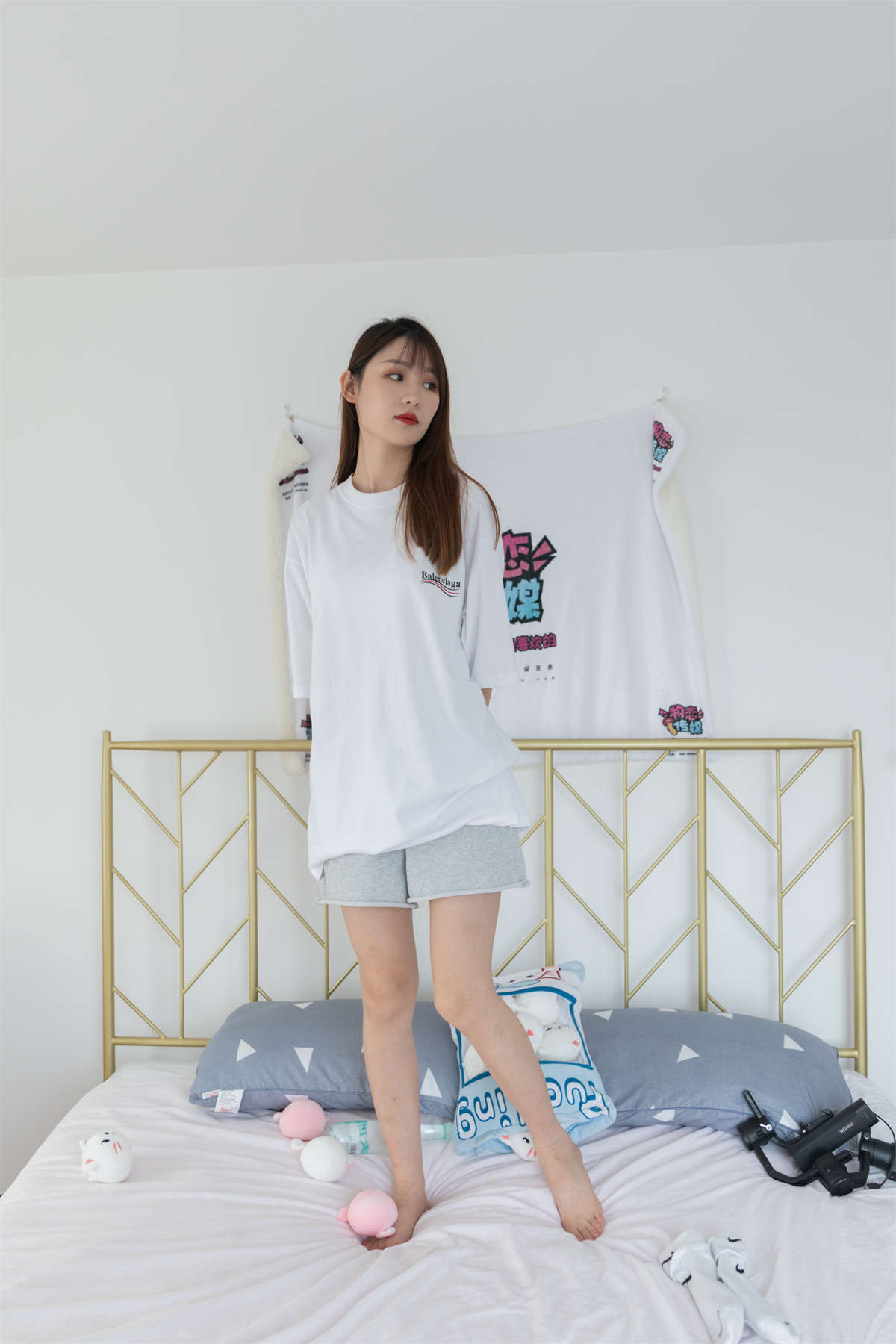 物恋传媒 NO.850 琪琪-月光倾城-日更街拍