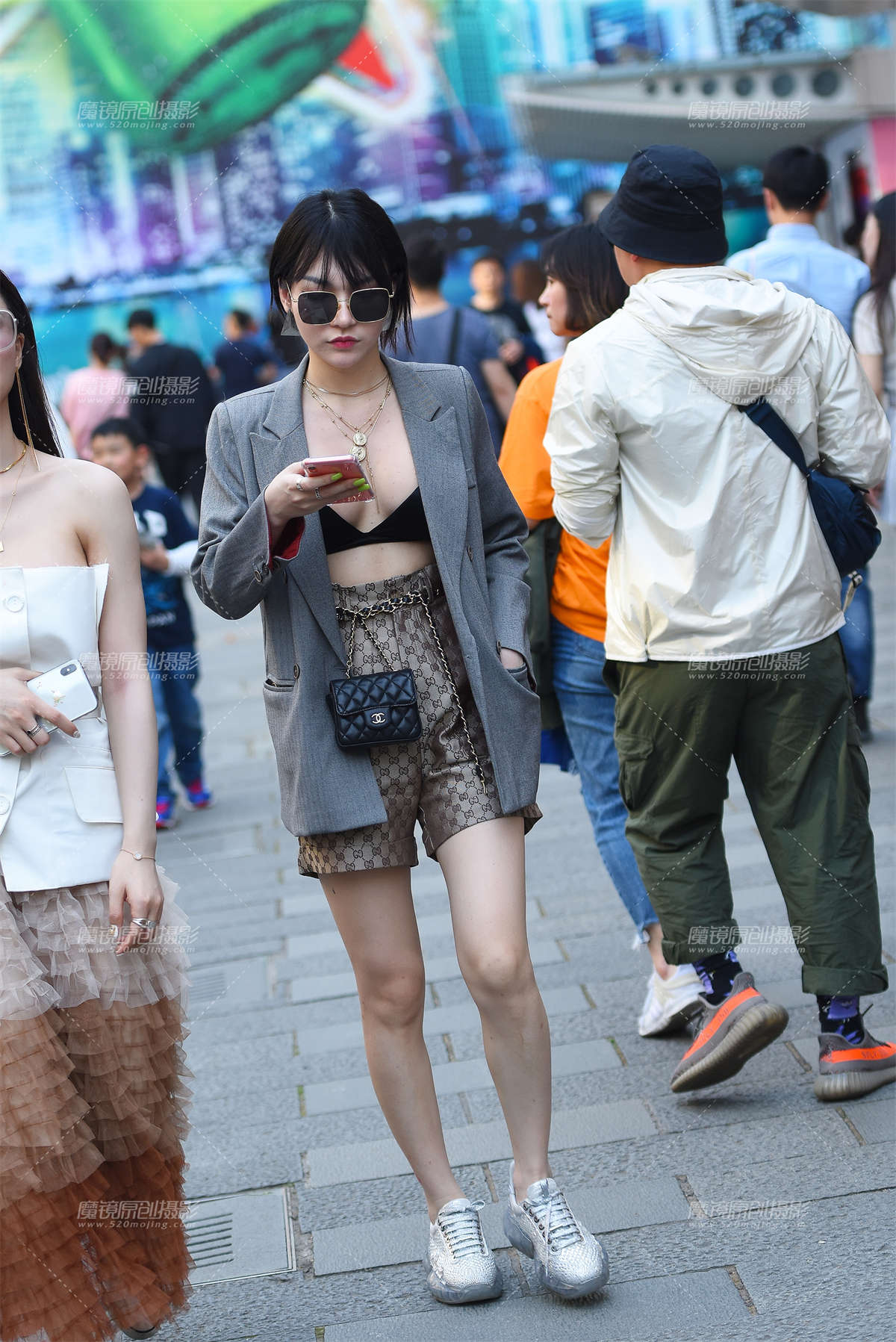 西装配比基尼上装-日更街拍