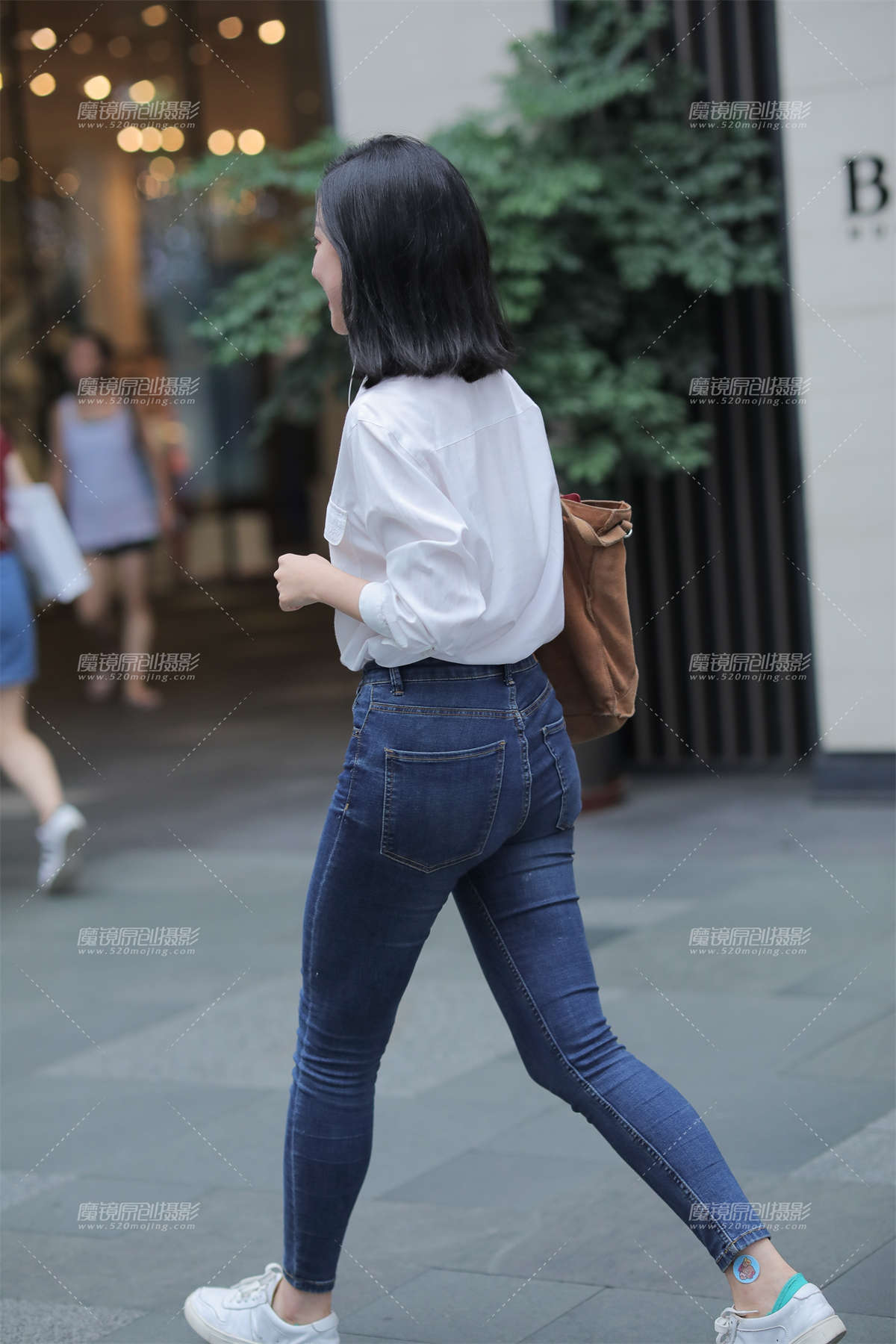 图片[2]-【凯恩赛贴】落落大方的女孩-日更街拍