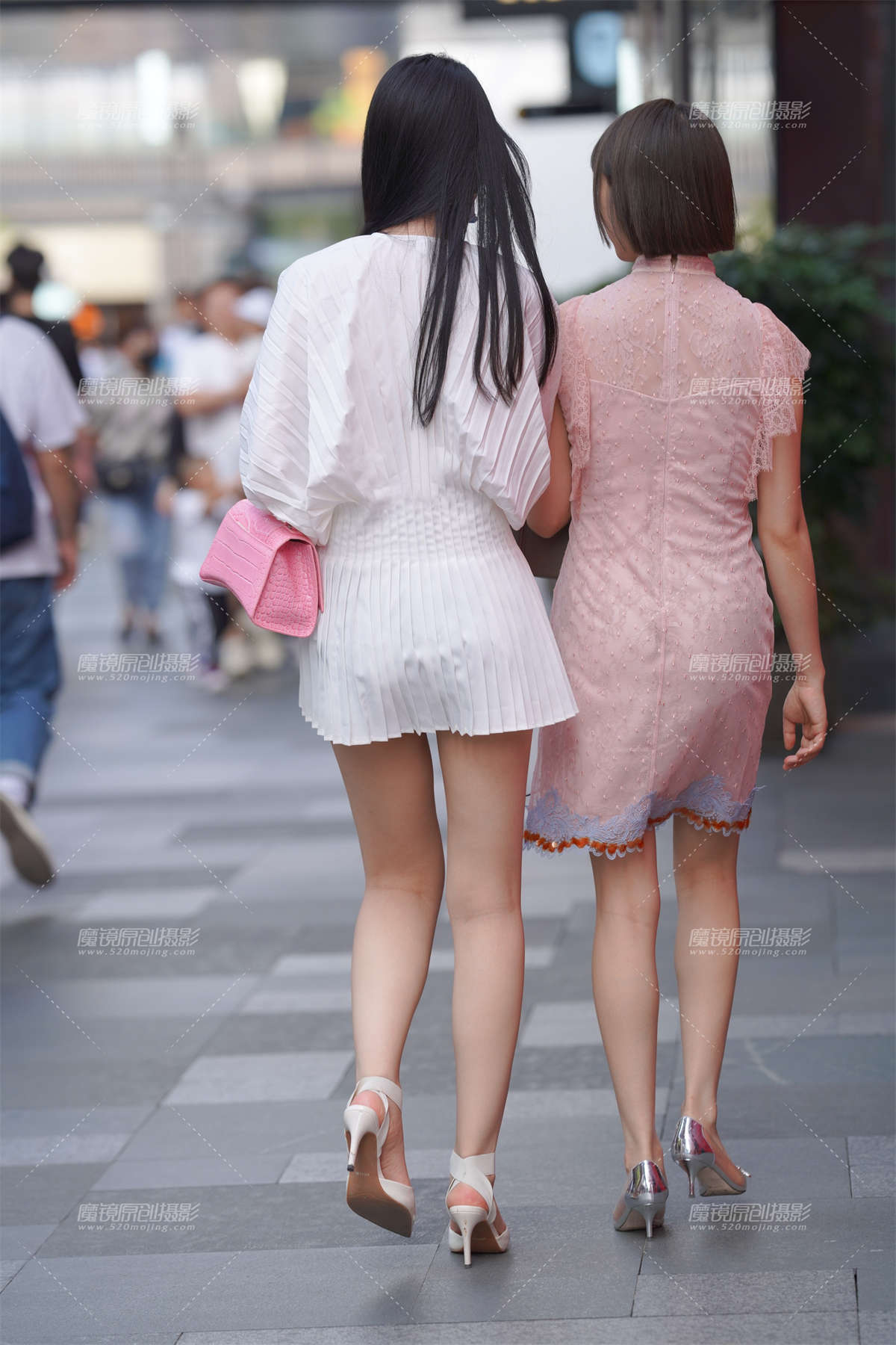 图片[2]-长腿美眉-日更街拍