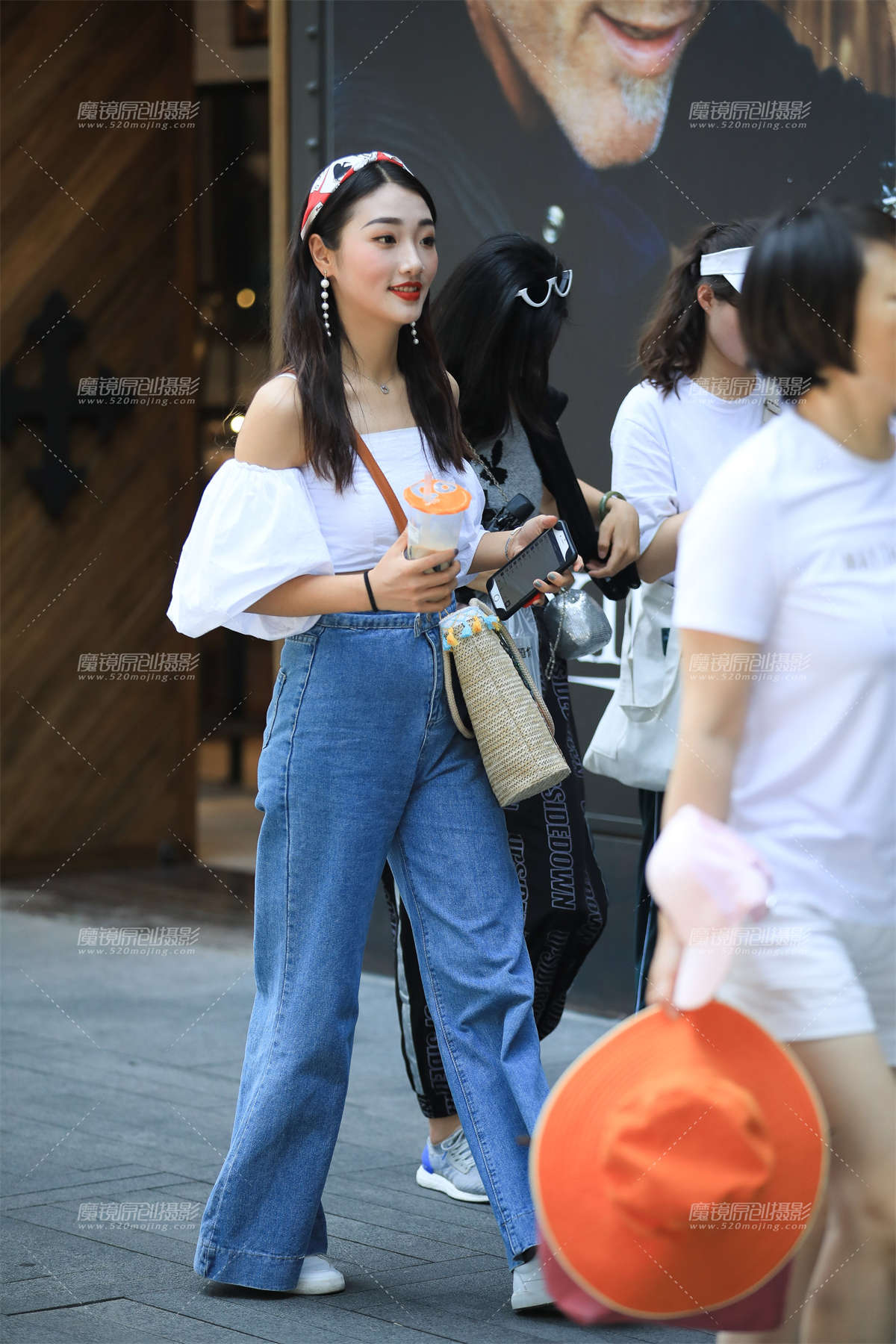 图片[2]-街拍只要用心 就能发现很多好看的小姐姐-日更街拍