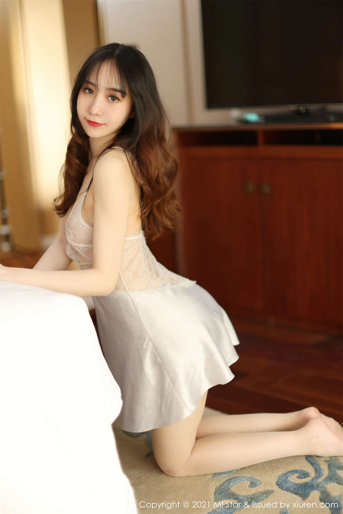 图片[2]-MFStar模范学院 2021.05.14 VOL.495 水水er-日更街拍