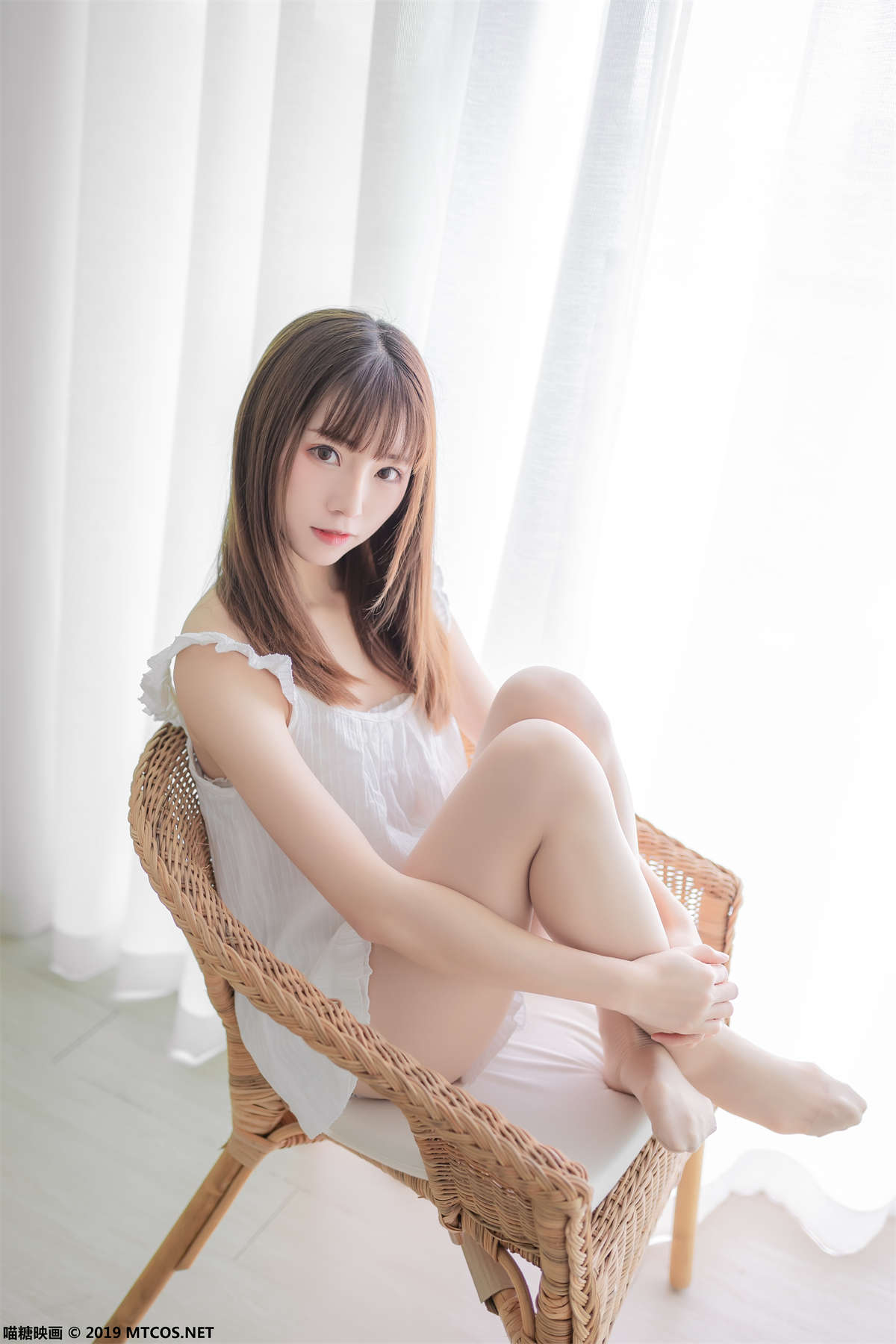 图片[2]-喵糖映画 VOL.056 kitaro_绮太郎 白色睡衣-日更街拍