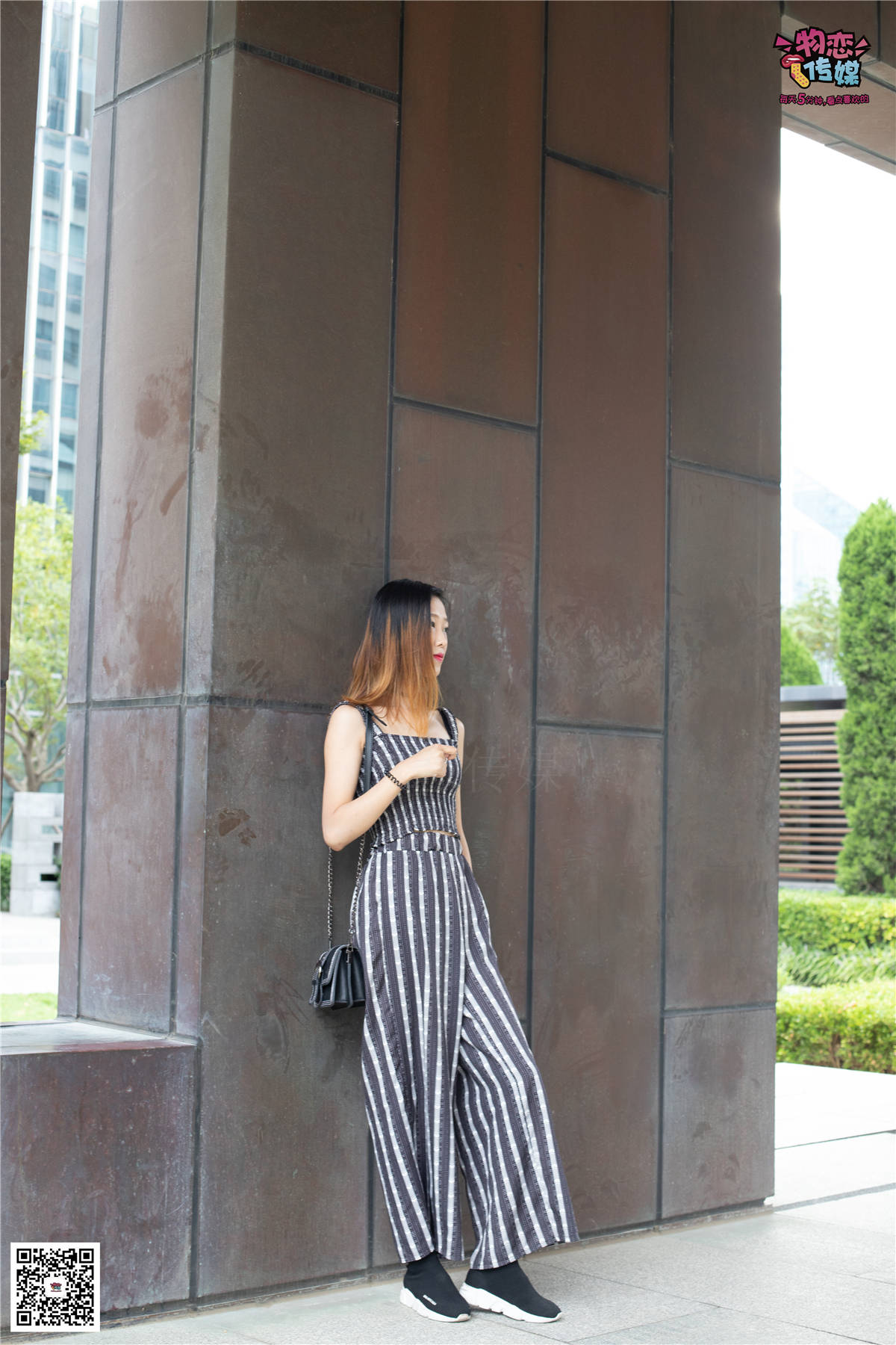 图片[2]-物恋传媒No.048期：琳琳-潮不潮，先看脚。-日更街拍