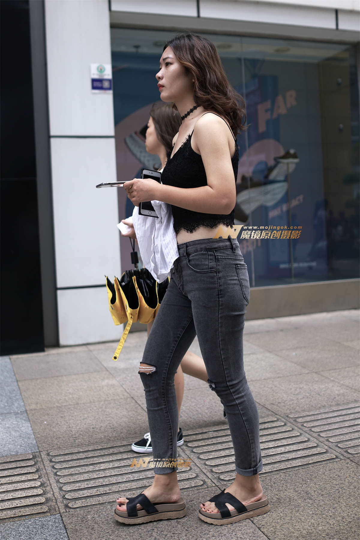 吊带背心街拍-日更街拍