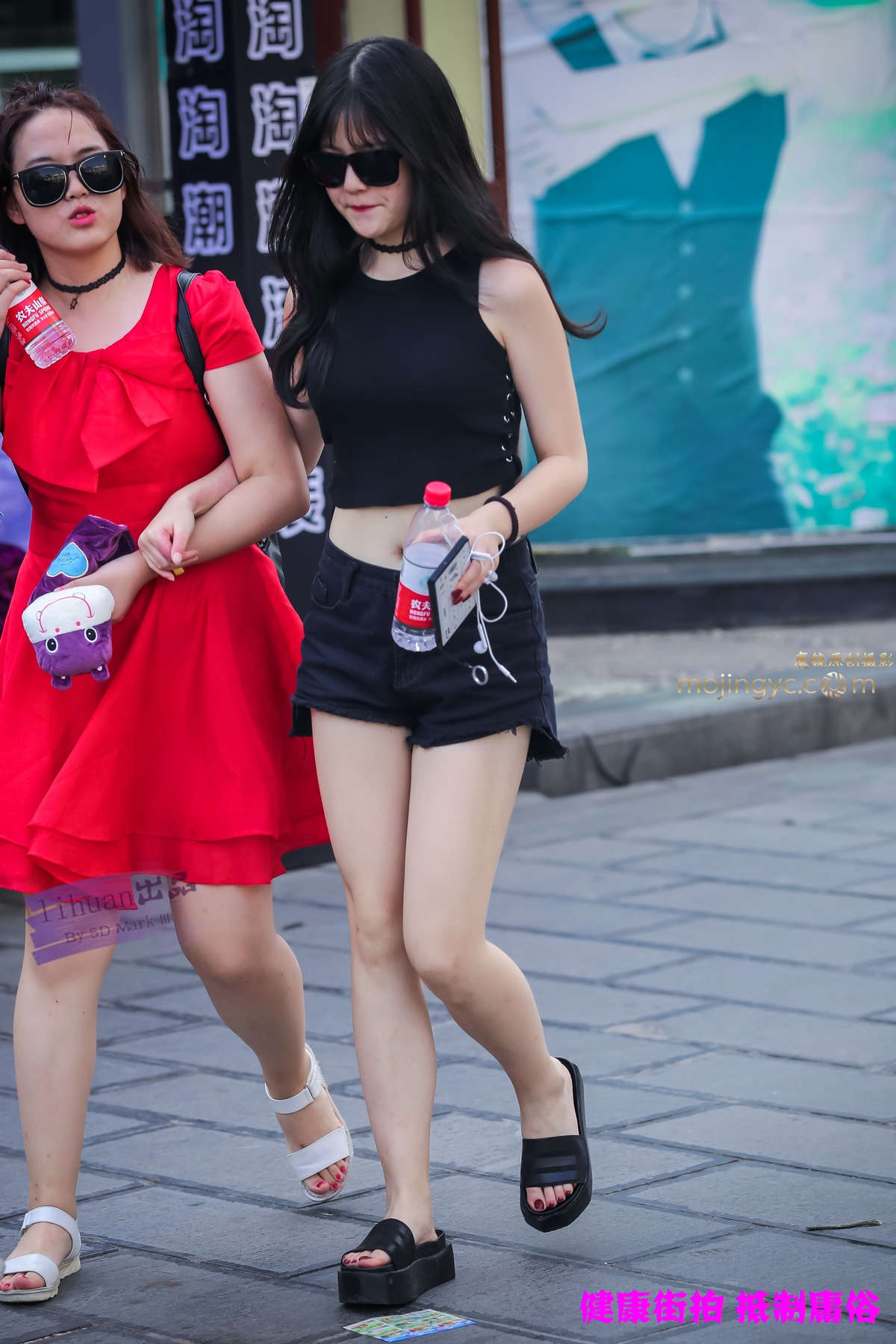 图片[2]-李欢原创-短裤，小潮女（11P）-日更街拍