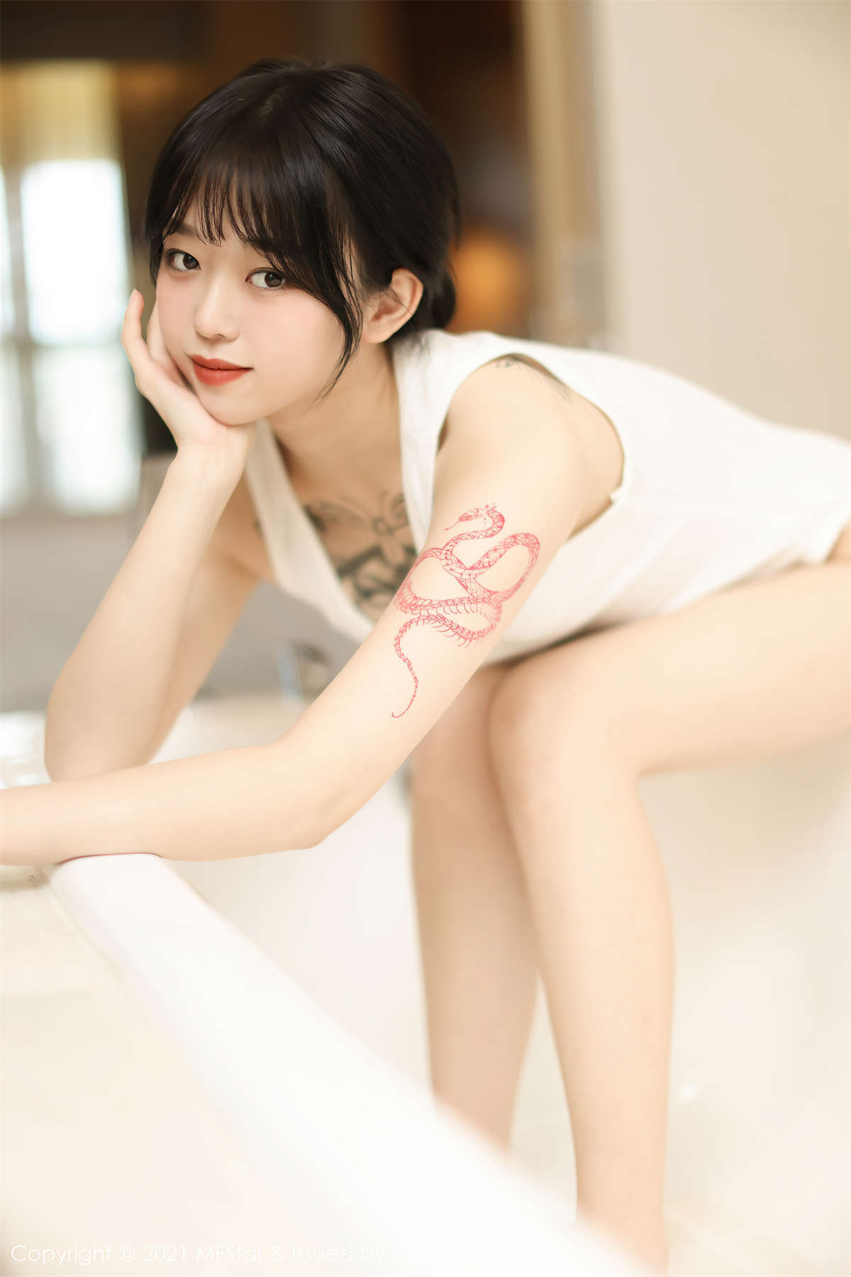 图片[2]-MFStar模范学院 2021.05.17 VOL.496 奶瓶子-日更街拍