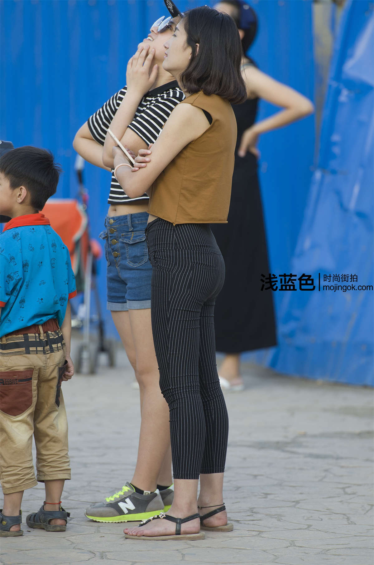 图片[2]-紧裤翘臀-第二贴（25p）-日更街拍