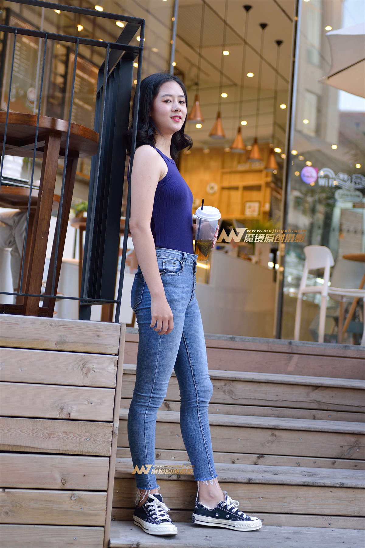 清纯的邻家小妹街拍-日更街拍