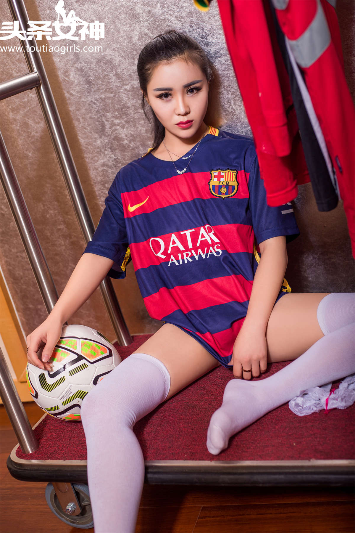 TouTiao头条女神 2016.10.18 灵儿 拜仁宝贝插图1