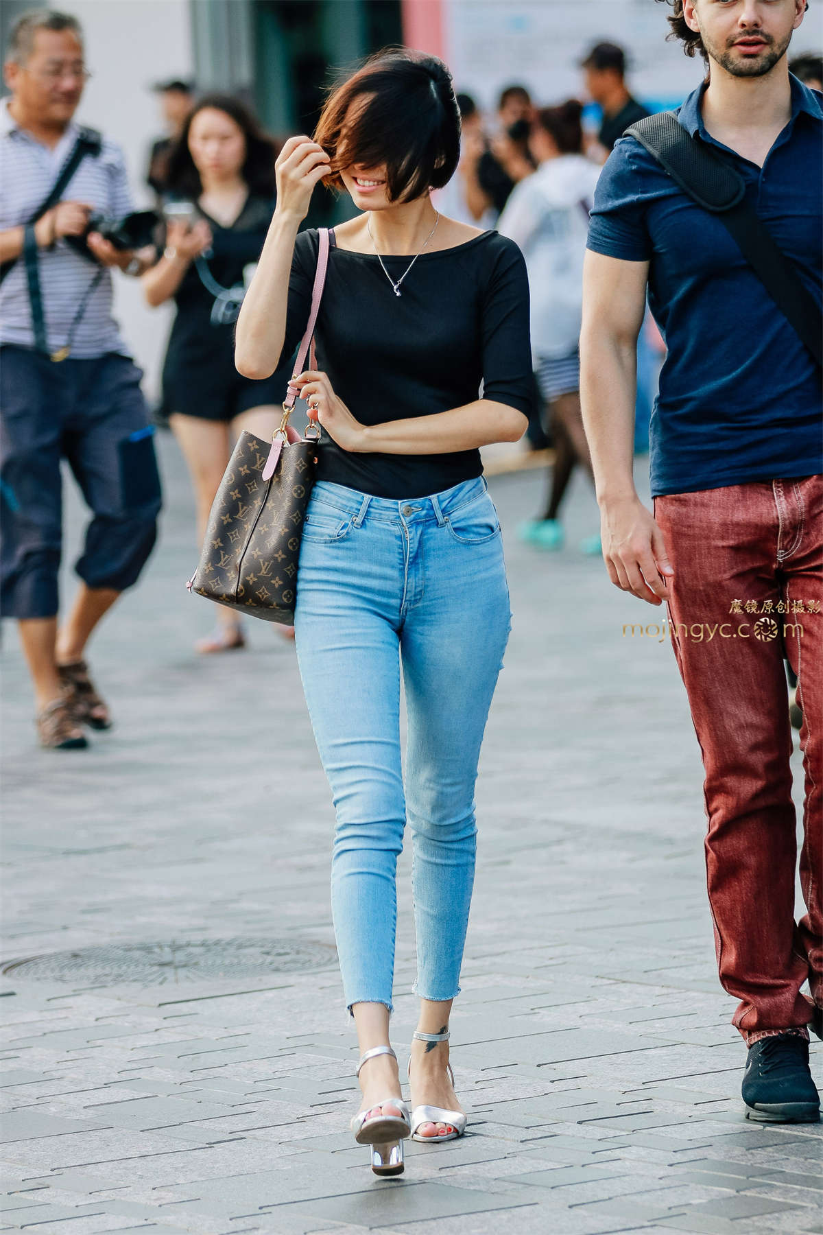 图片[2]-和男友在一起很开心-日更街拍