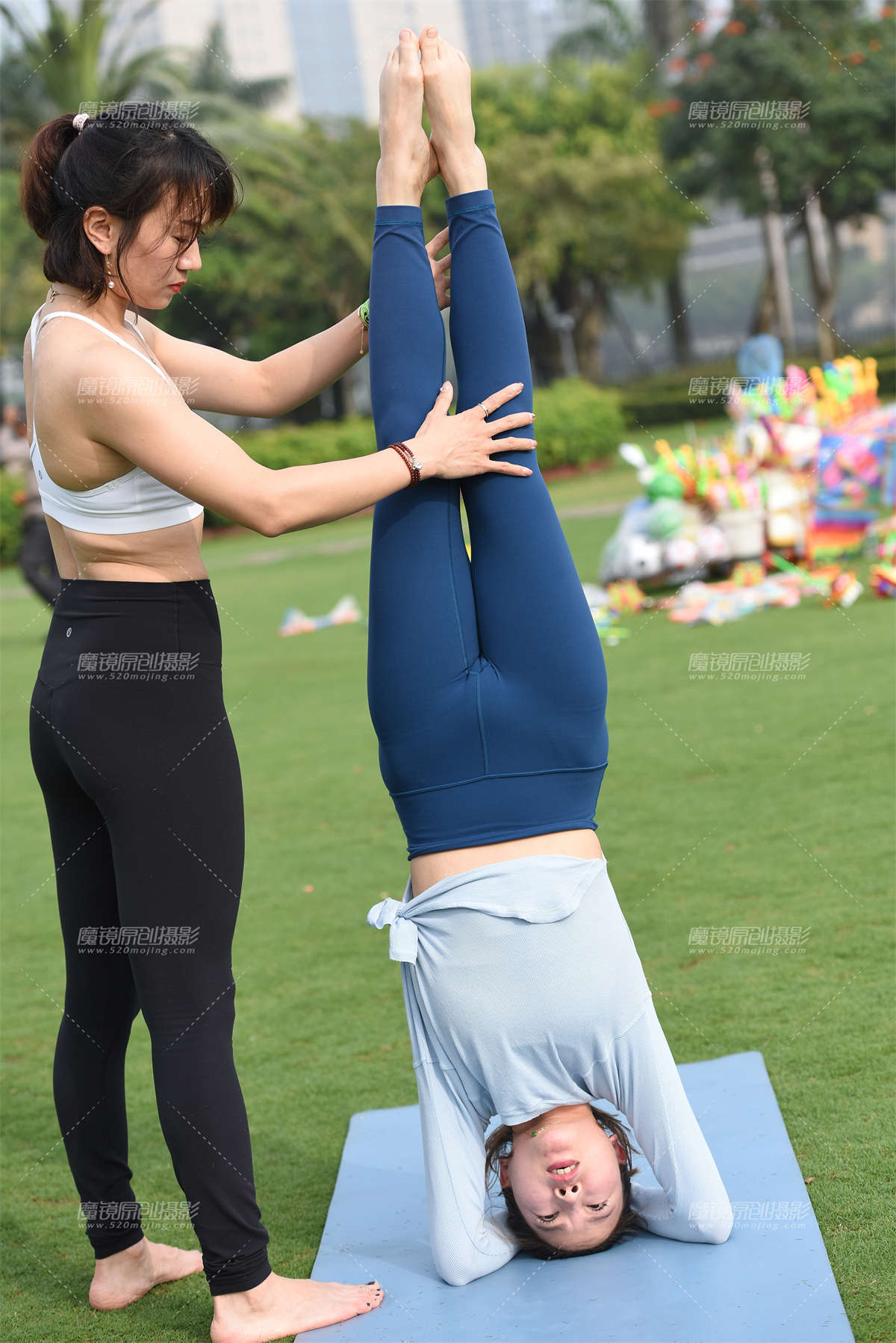 图片[2]-【咔喳赛帖】跟着老师来做引体向上-日更街拍