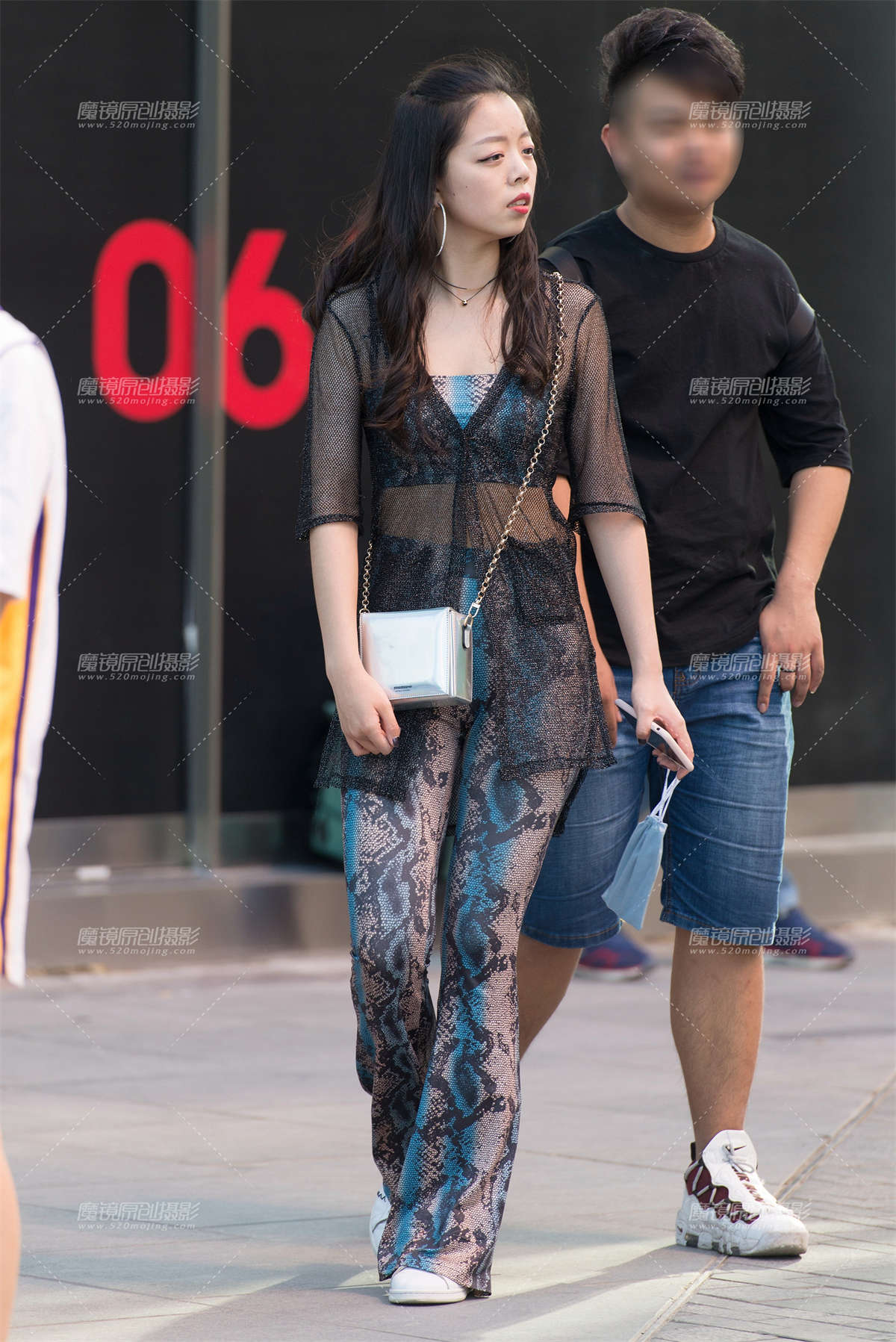 一条蛇吗-日更街拍