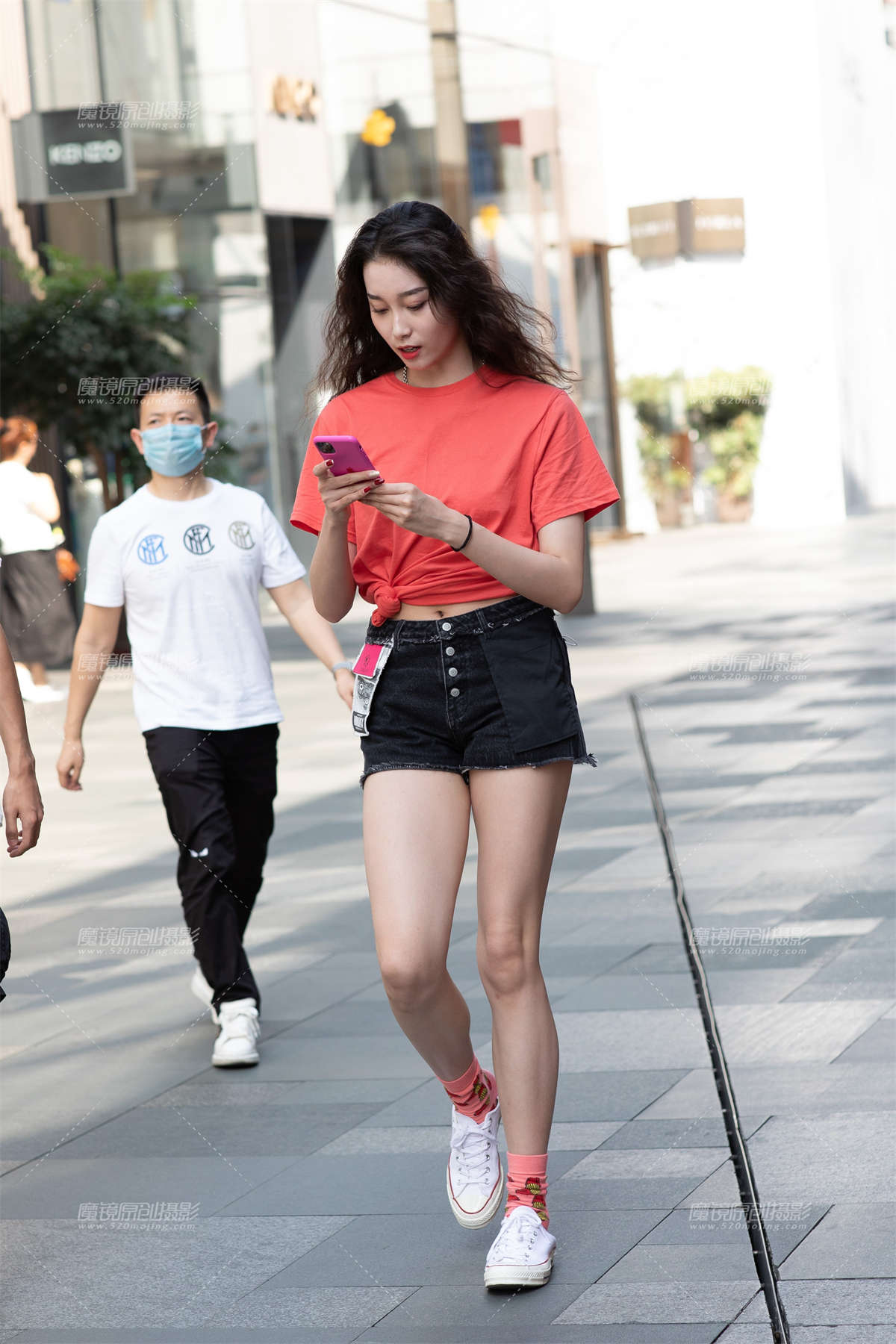 【凯恩赛帖】漂亮高挑美女-日更街拍
