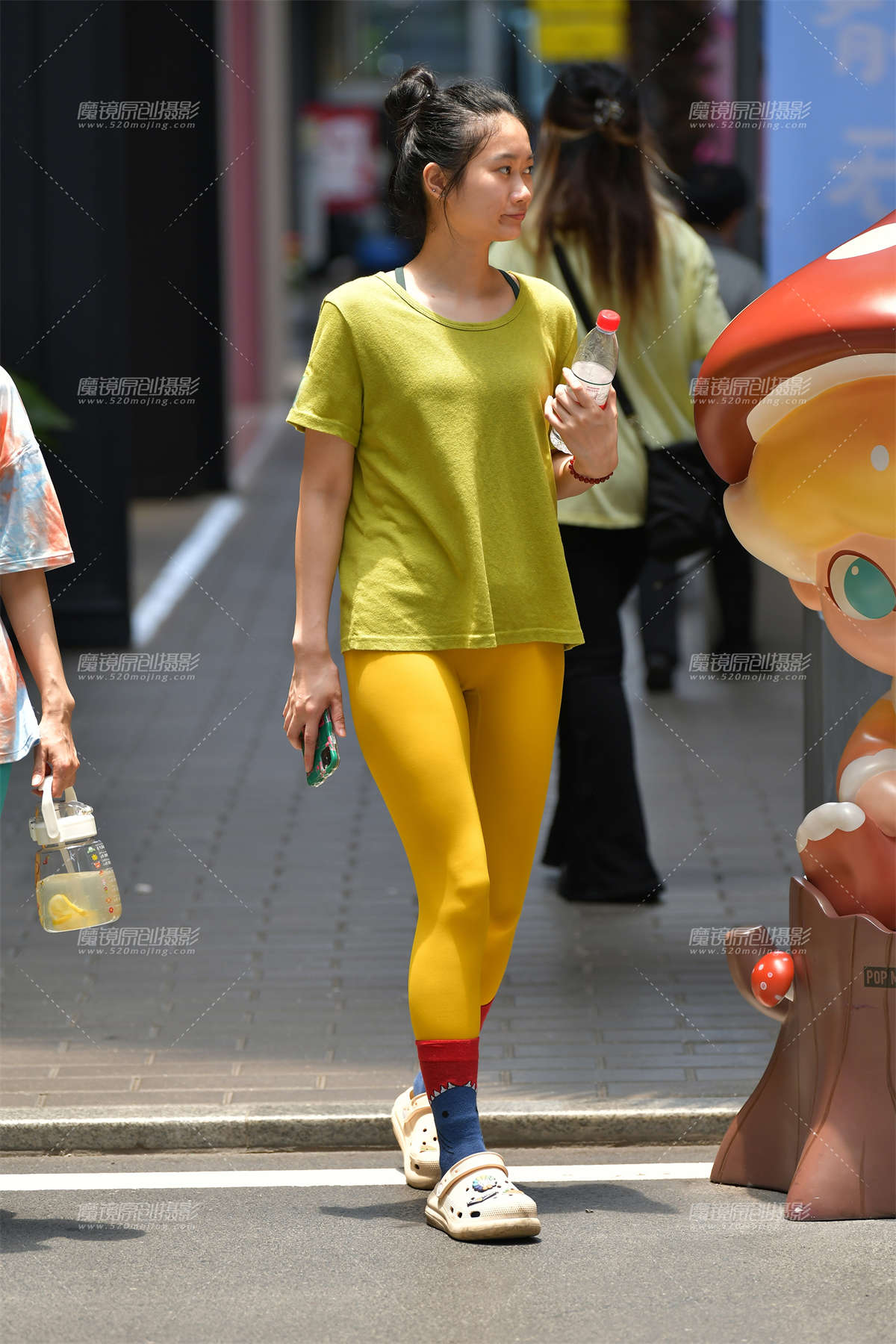 图片[2]-★阳光瑜伽裤美女-日更街拍