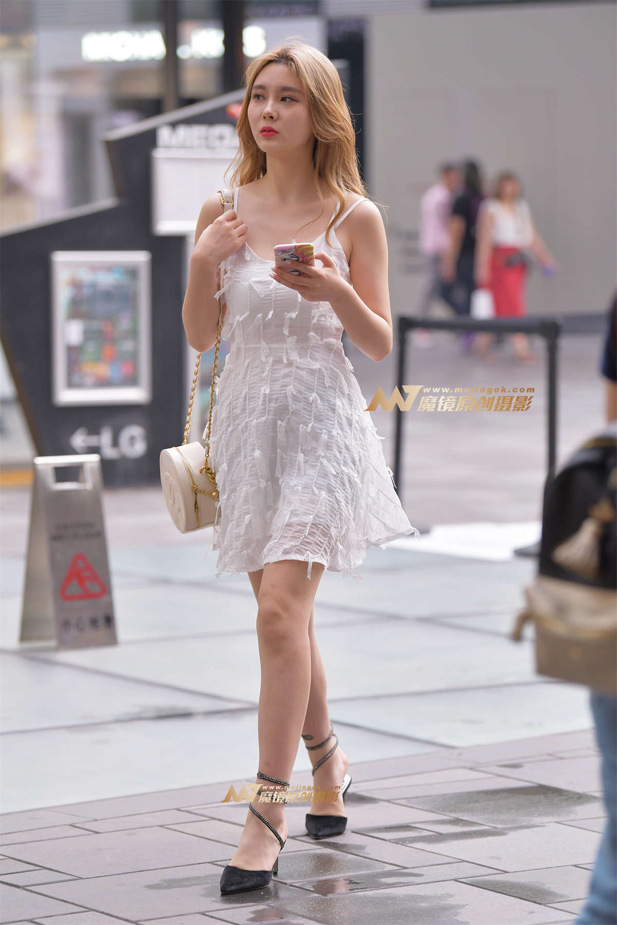 【红石赛帖】长腿高跟漂亮美女-日更街拍