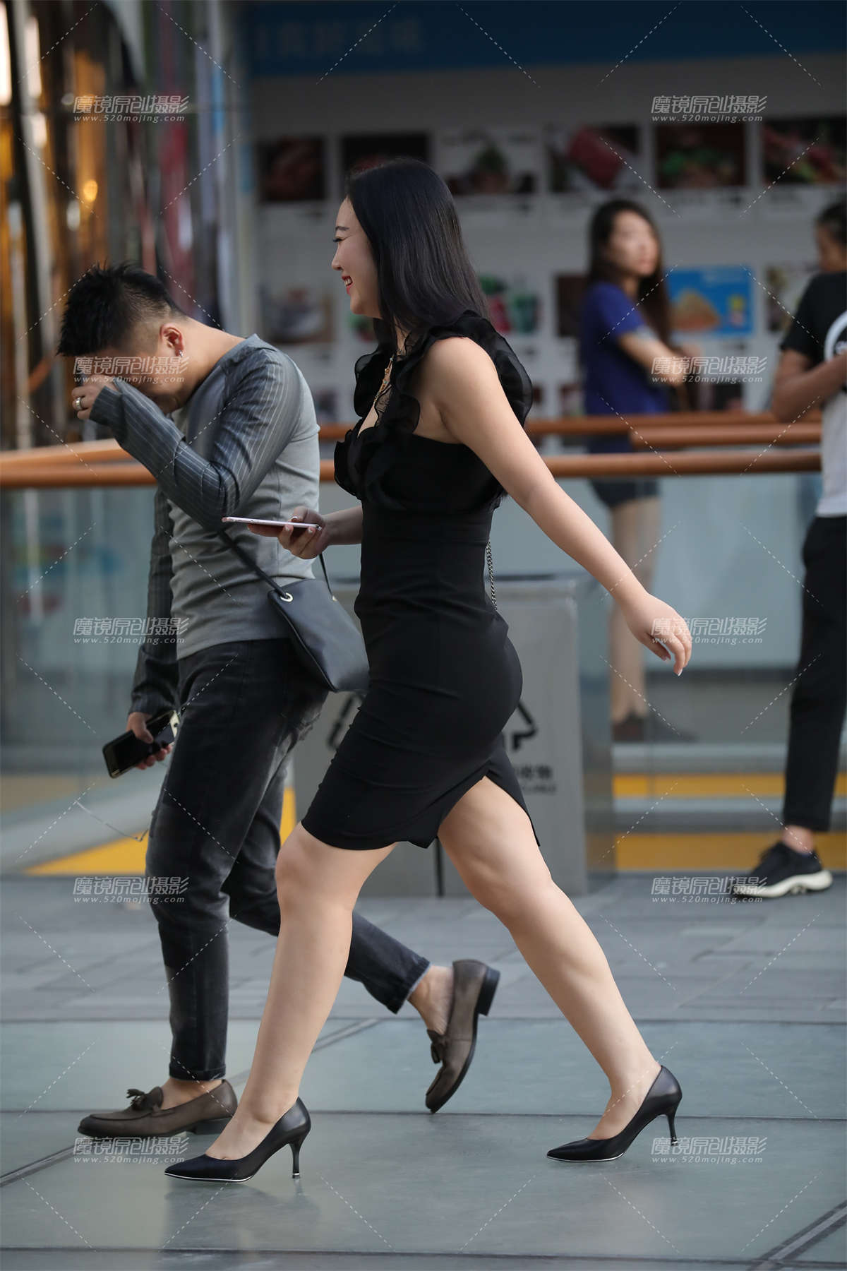 图片[2]-丰满性感曲线-日更街拍