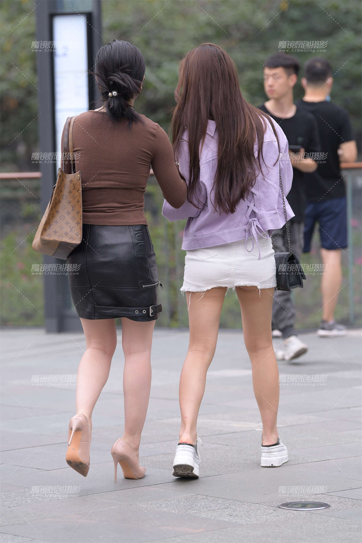 图片[2]-两个不同的类型哦~-日更街拍