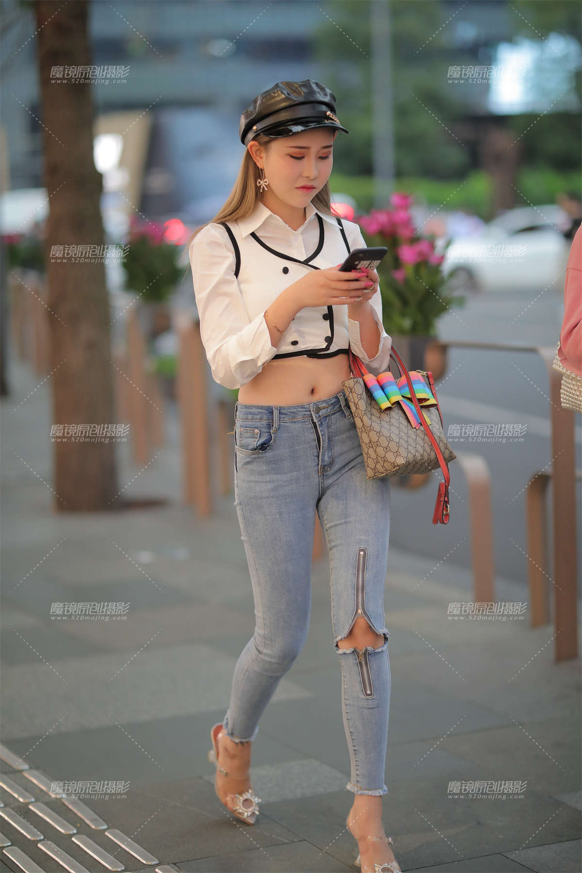 紧身牛仔小蛮腰-日更街拍