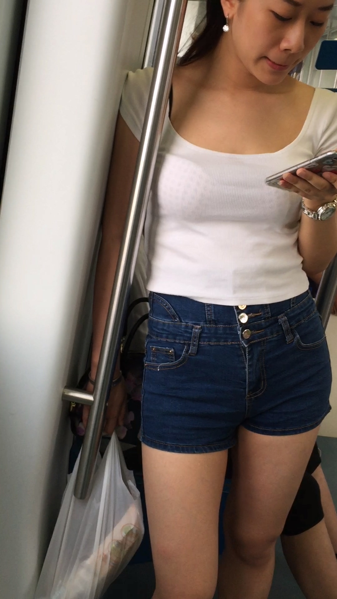 图片[2]-漂亮的MM-日更街拍