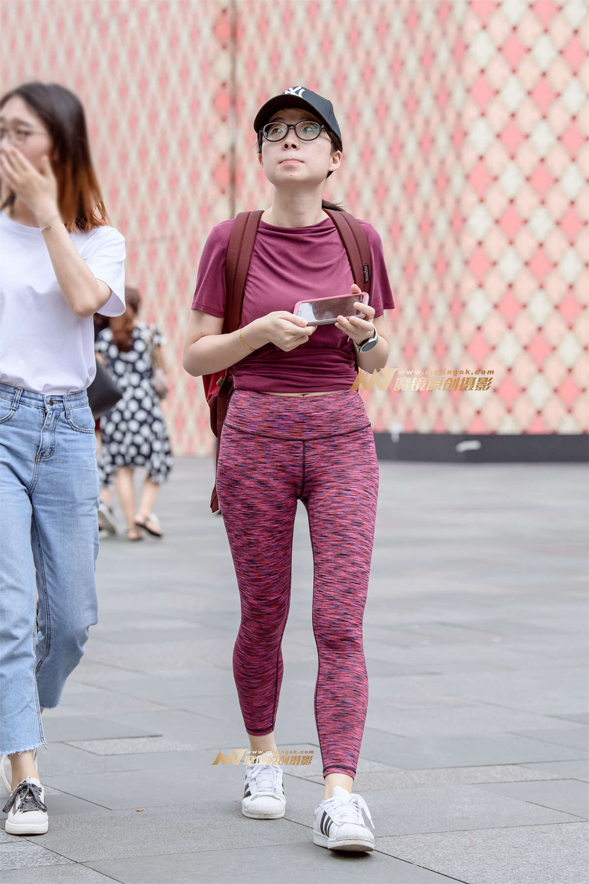 【久久赛帖】迷彩紧身运动裤-日更街拍