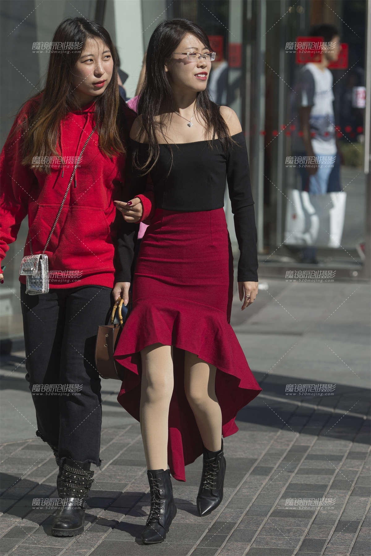 红色鱼尾裙-日更街拍
