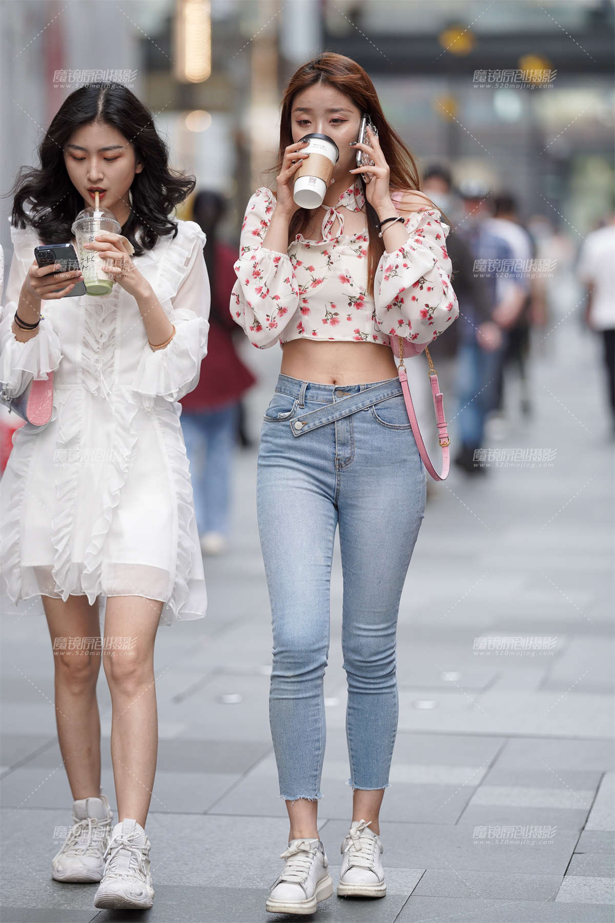 图片[2]-可爱的大长腿美女-日更街拍