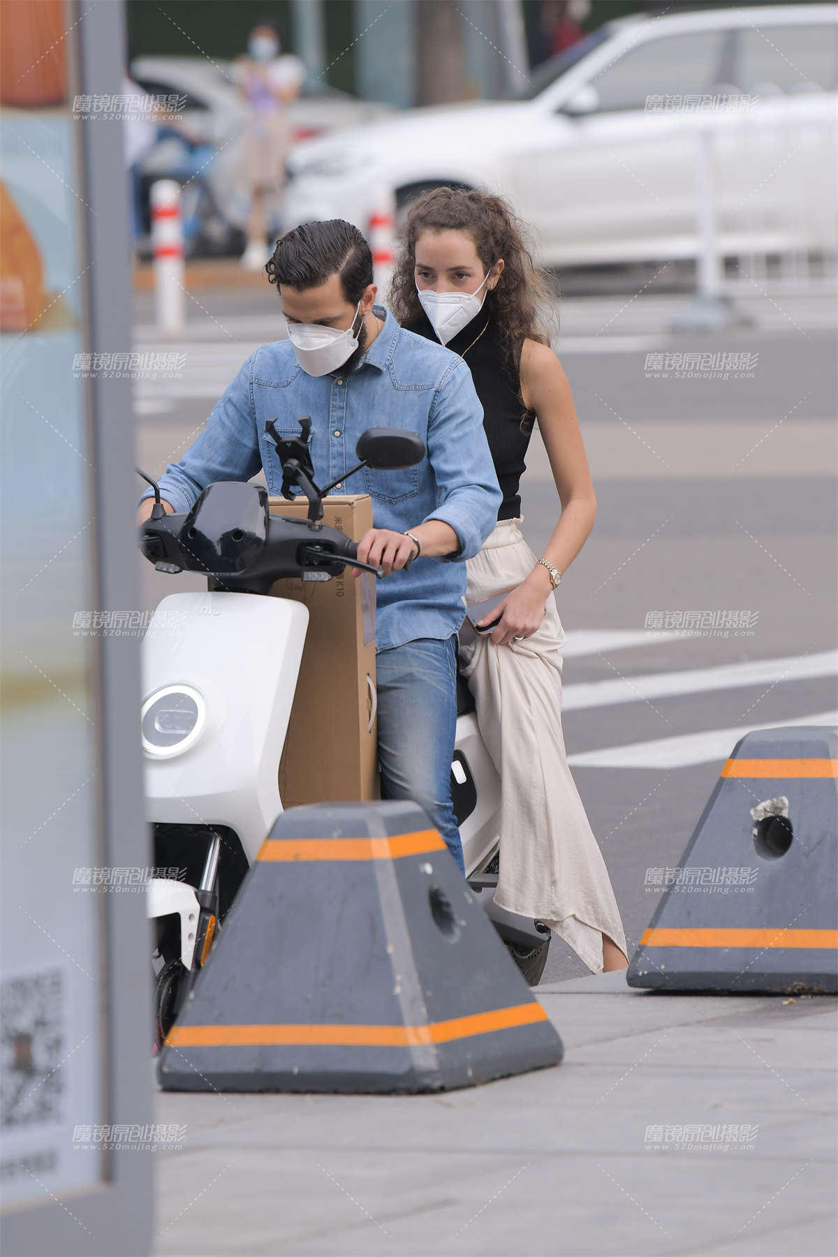 深邃的眼眸-日更街拍