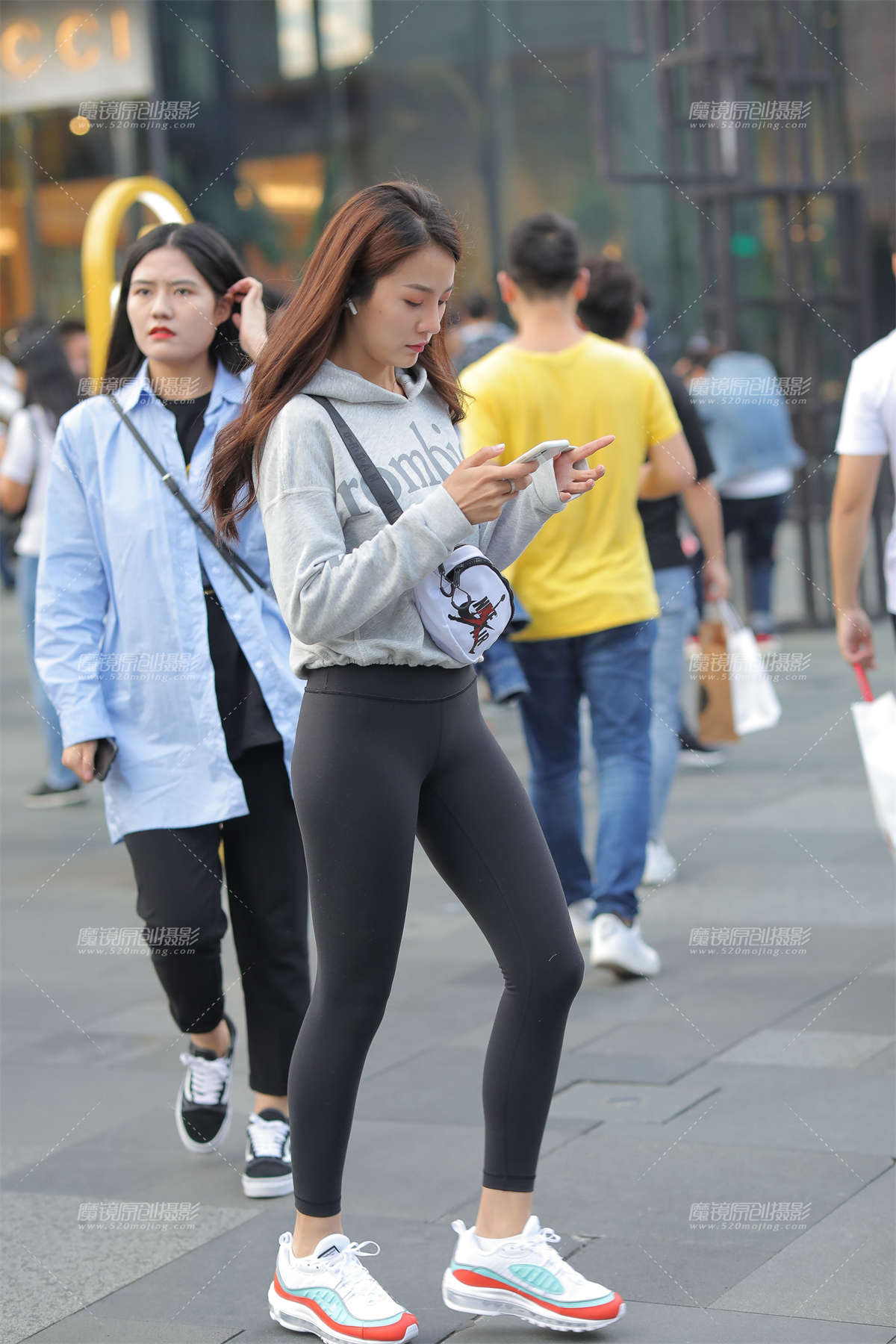 【凯恩赛贴】紧身裤的美感-日更街拍