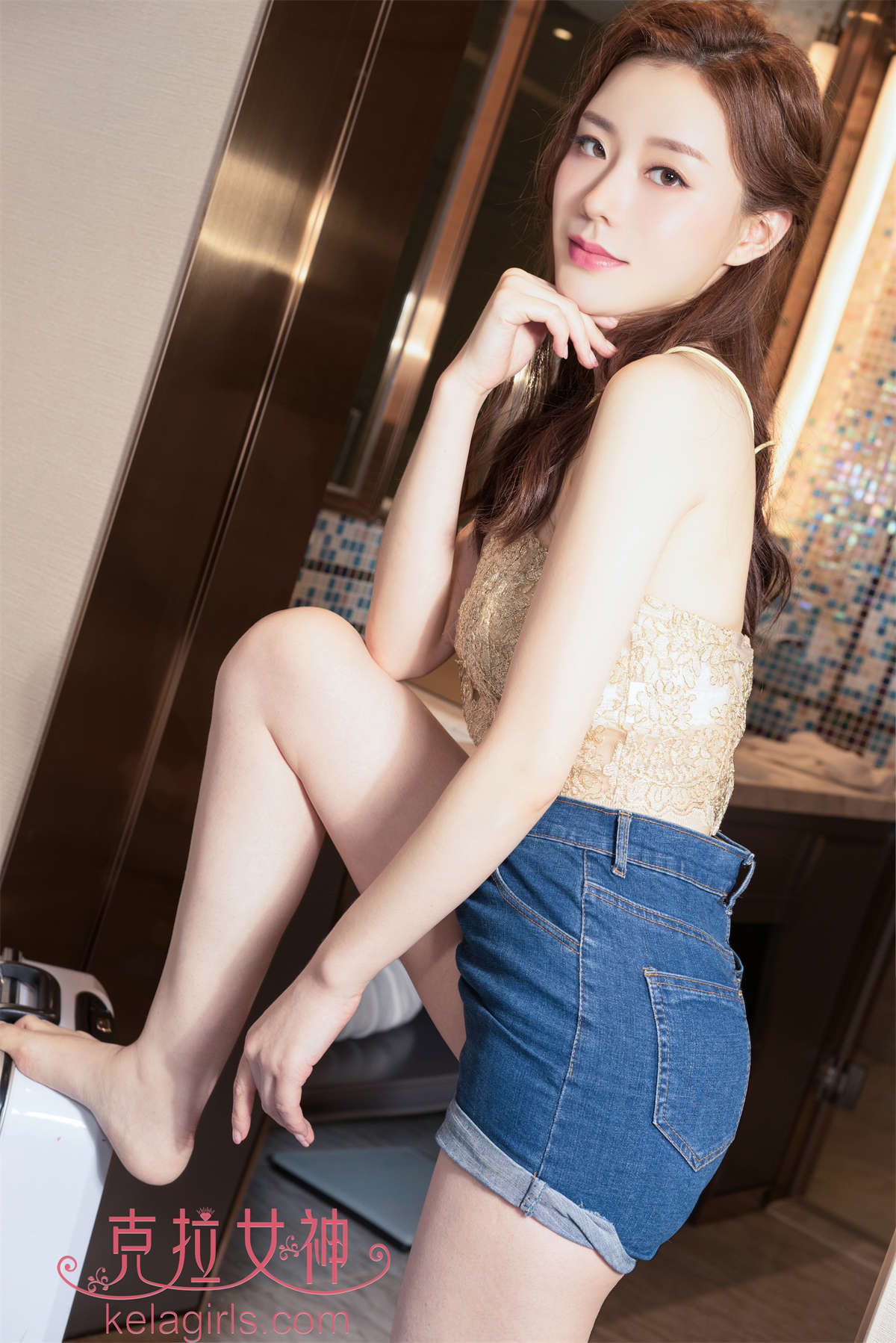 Kelagirls克拉女神 2018.07.17《金枝玉叶》江琴-日更街拍