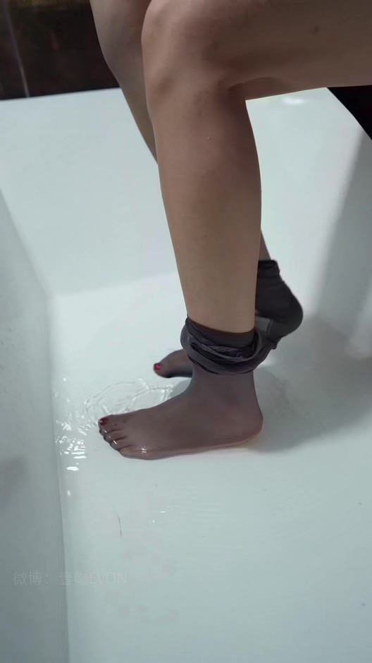 kittyWawa袜小喵 视频 KT169-日更街拍