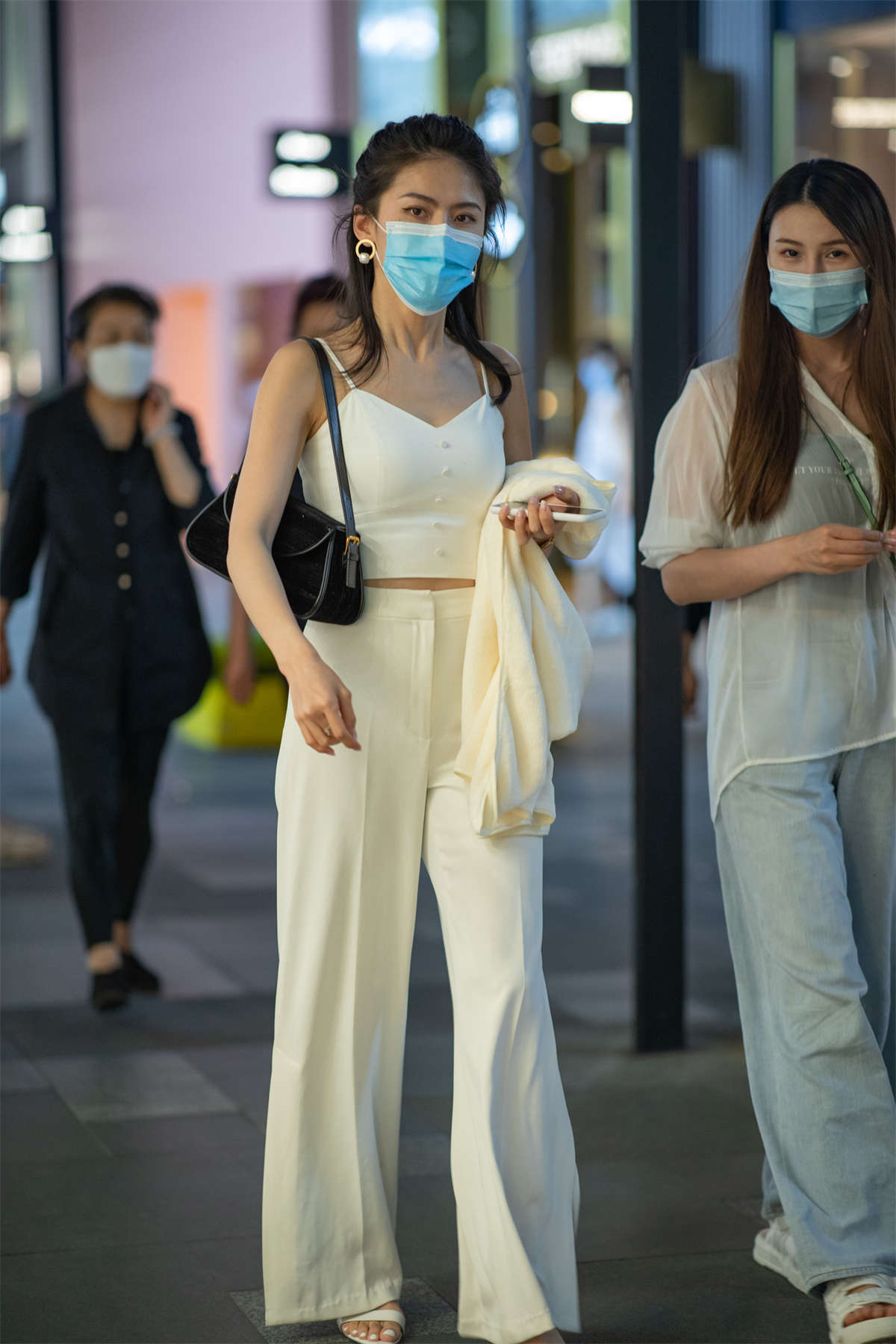 【凯恩赛帖】入夜-日更街拍