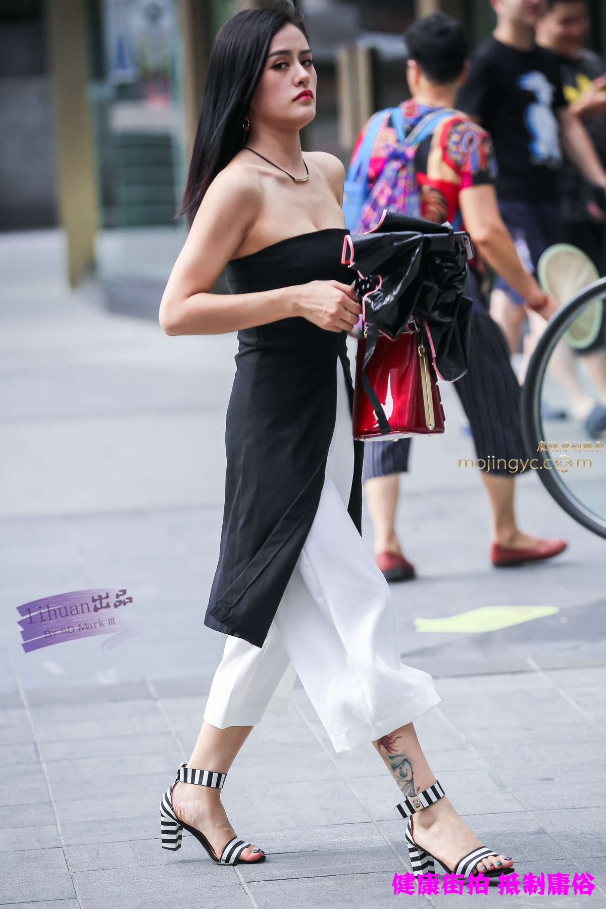 图片[2]-李欢原创-美女，爆乳（15P）-日更街拍