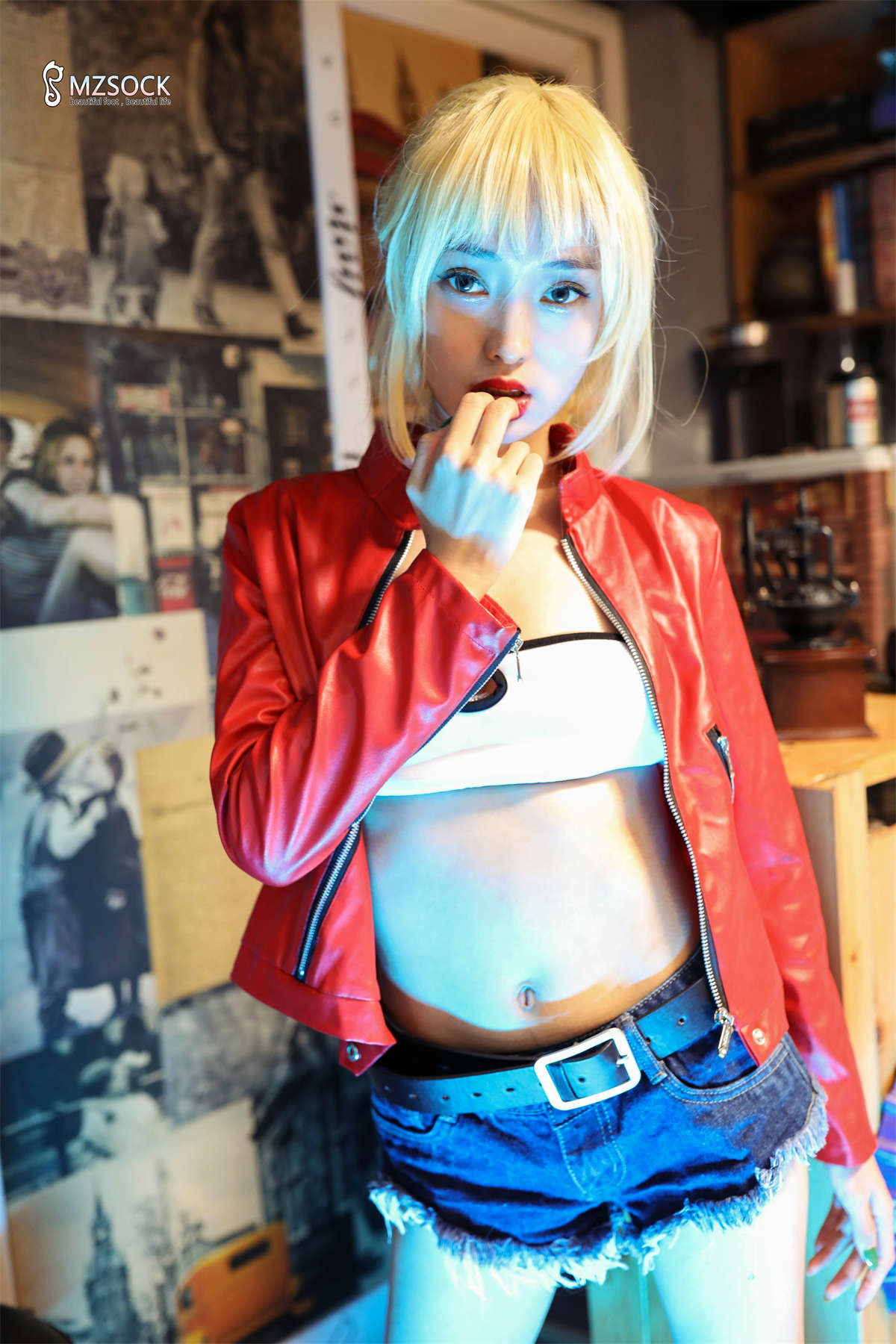 图片[2]-MZSOCK 2020 第27期 茜茜-日更街拍