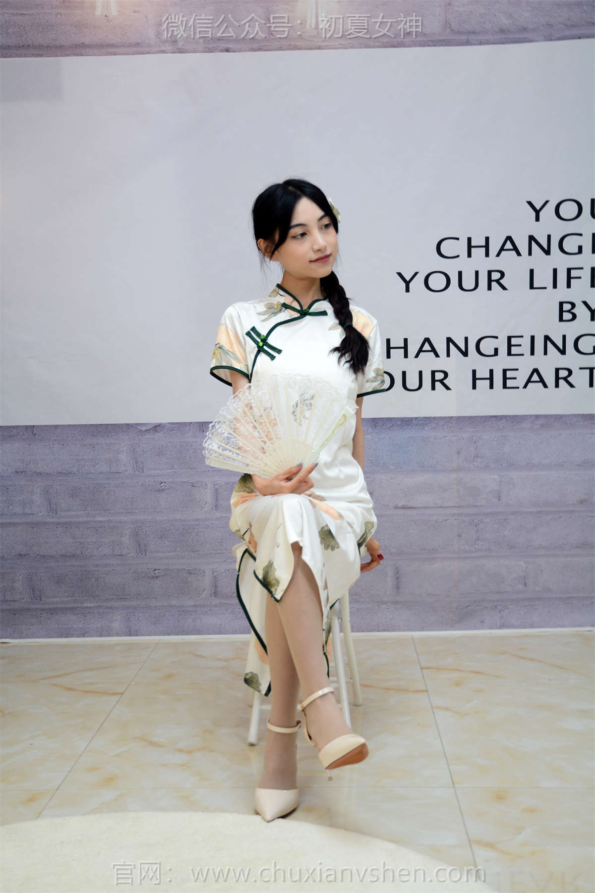 初夏女神 NO.264 柒柒 沉鱼落雁-日更街拍