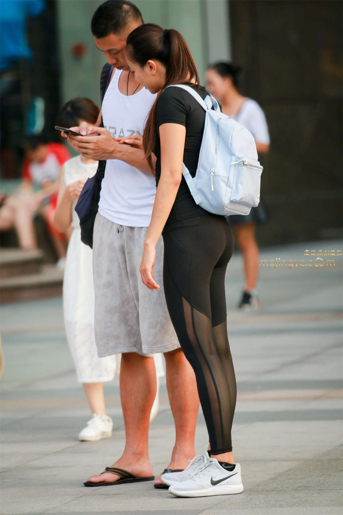 紧身裤-日更街拍