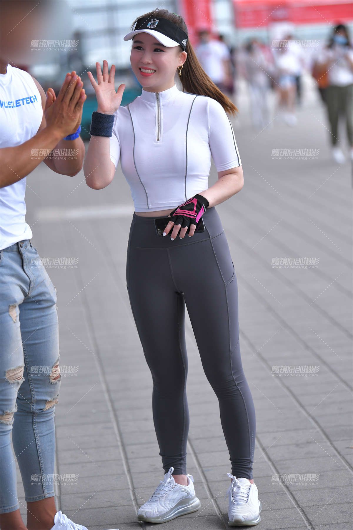 【咔喳赛帖】粉丝遇偶像-日更街拍